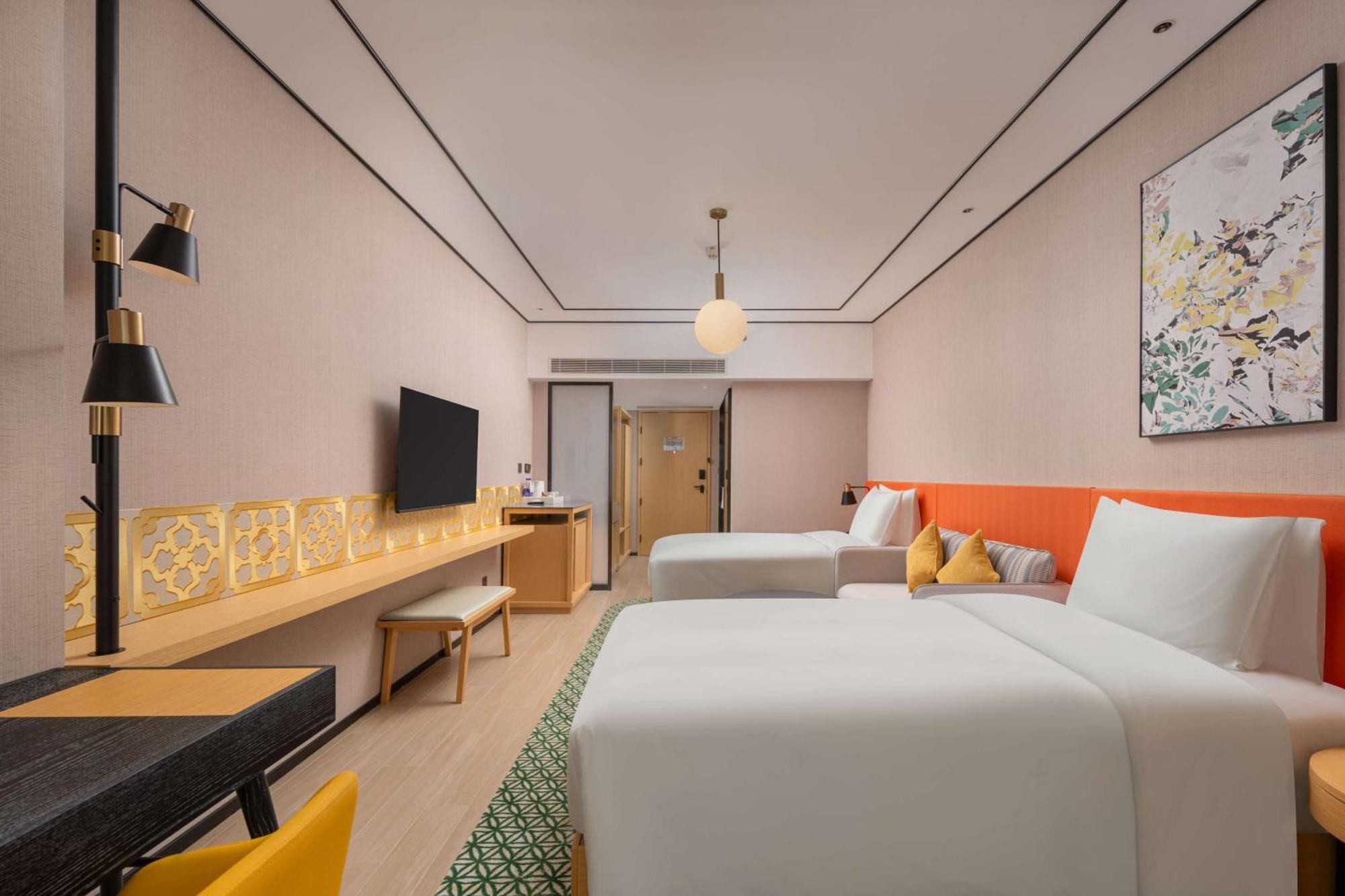 Hilton Garden Airport Aerotropolis - Free Shuttle To Airport Hotel 4*