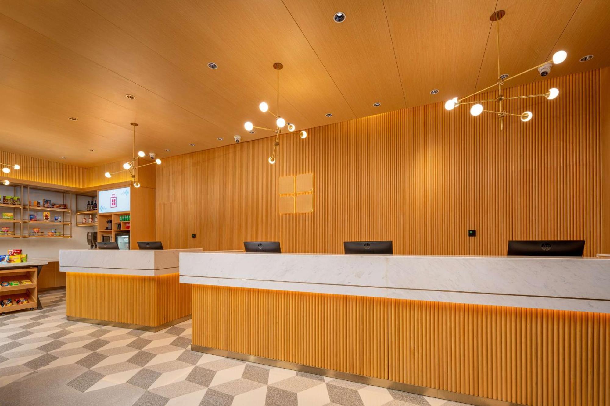 Hilton Garden Airport Aerotropolis - Free Shuttle To Airport Hotel 4*
