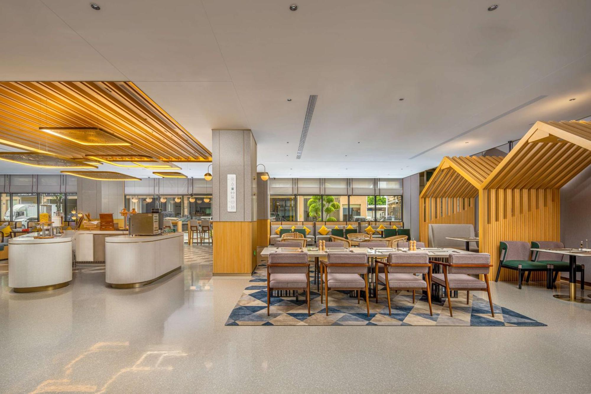 Hilton Garden Airport Aerotropolis - Free Shuttle To Airport 4*