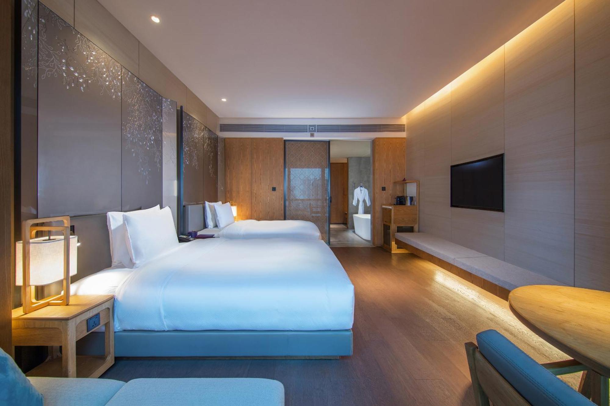 Conrad - Free Shuttle Between And Exhibition Center During Fair & Exhibitor Registration Counter Hotel 5*