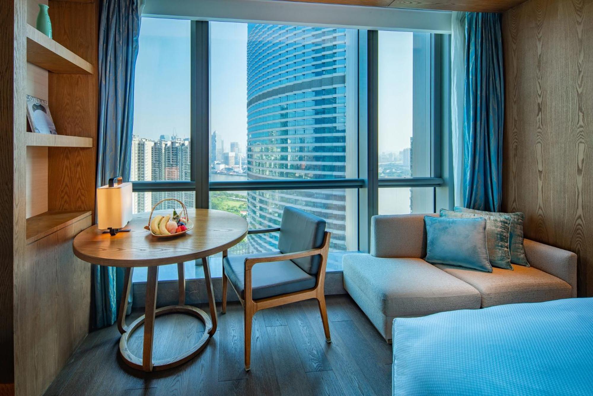 Conrad - Free Shuttle Between And Exhibition Center During Fair & Exhibitor Registration Counter 5* Guangzhou