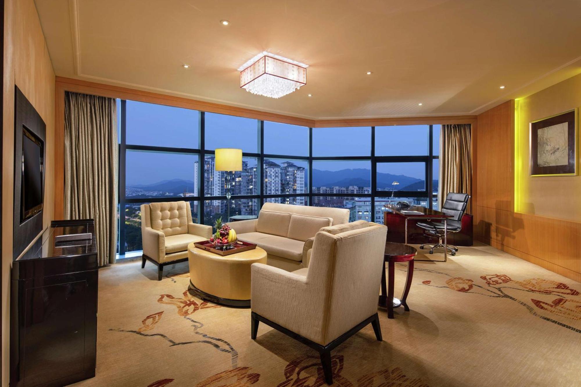 Hilton Baiyun - Free Shuttle For Fair Period, Close To Luhu Golf Club & Leather Market Guangzhou