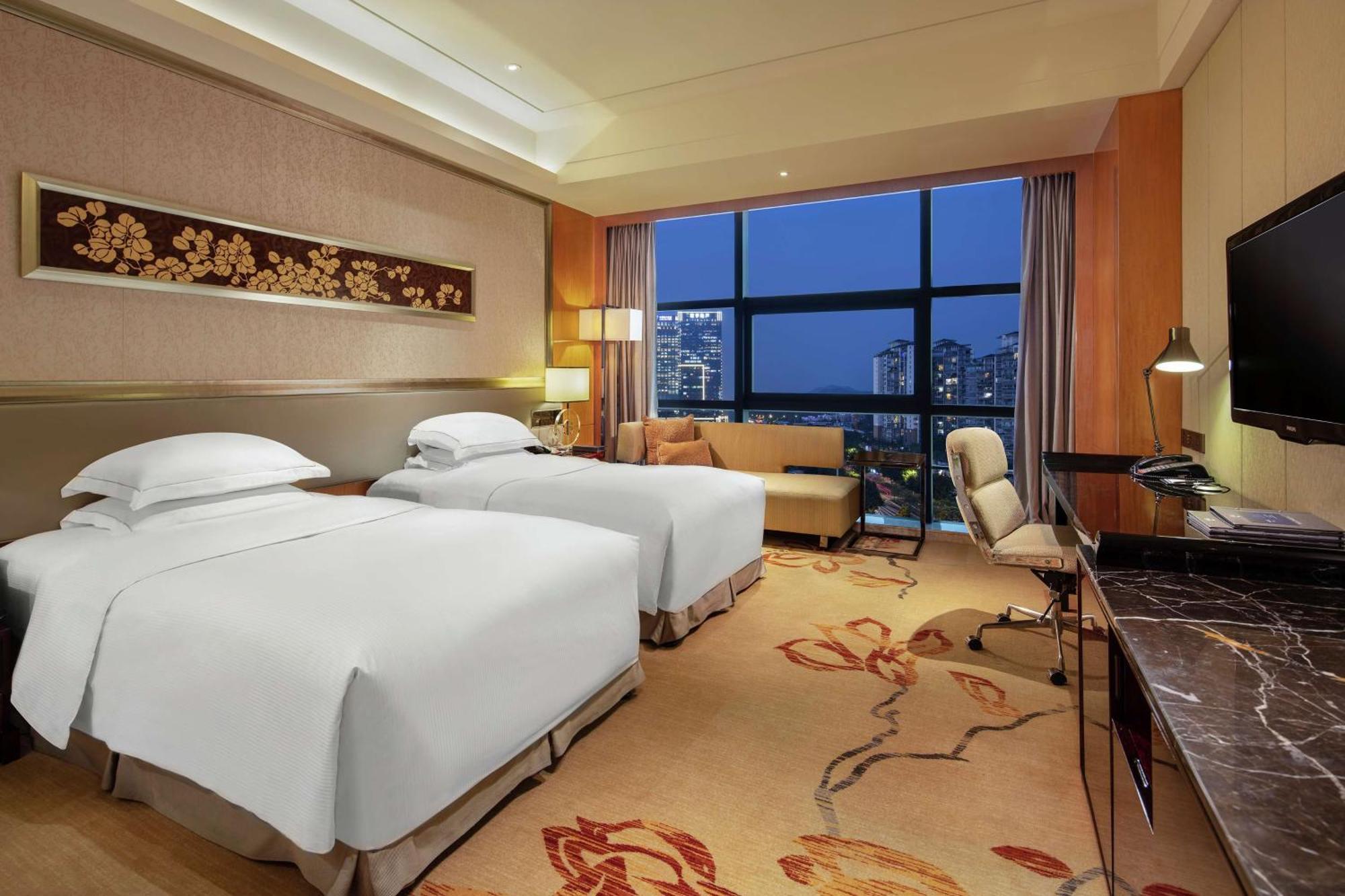 Hilton Baiyun - Free Shuttle For Fair Period, Close To Luhu Golf Club & Leather Market