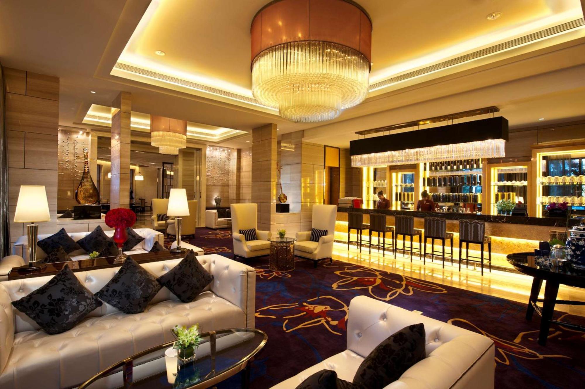 Hilton Baiyun - Free Shuttle For Fair Period, Close To Luhu Golf Club & Leather Market Hotel