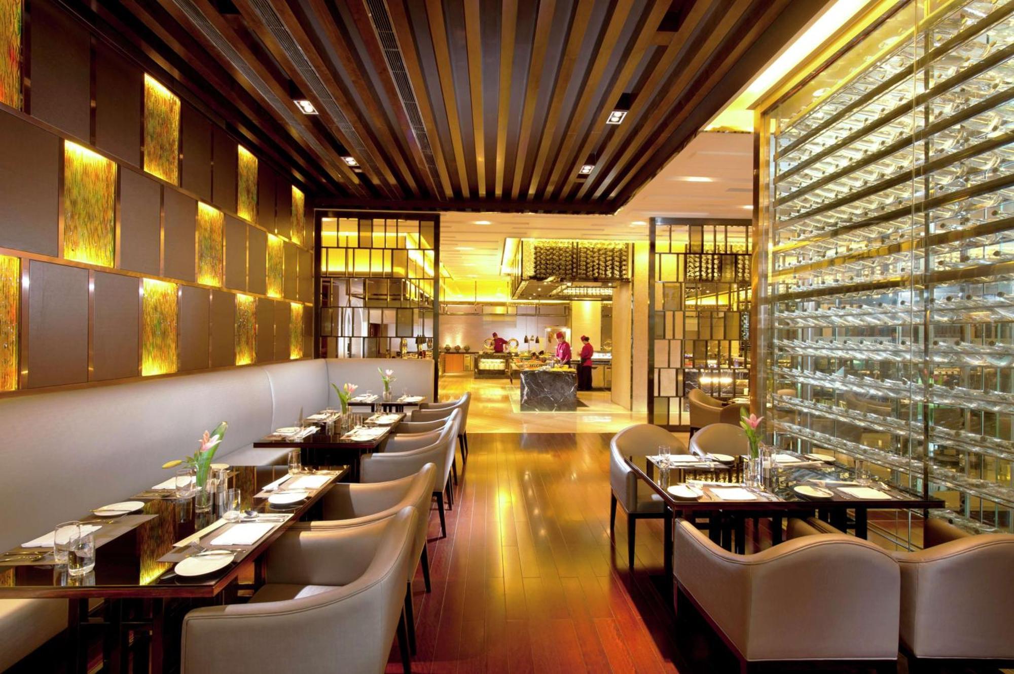 Hilton Baiyun - Free Shuttle For Fair Period, Close To Luhu Golf Club & Leather Market 5* Guangzhou