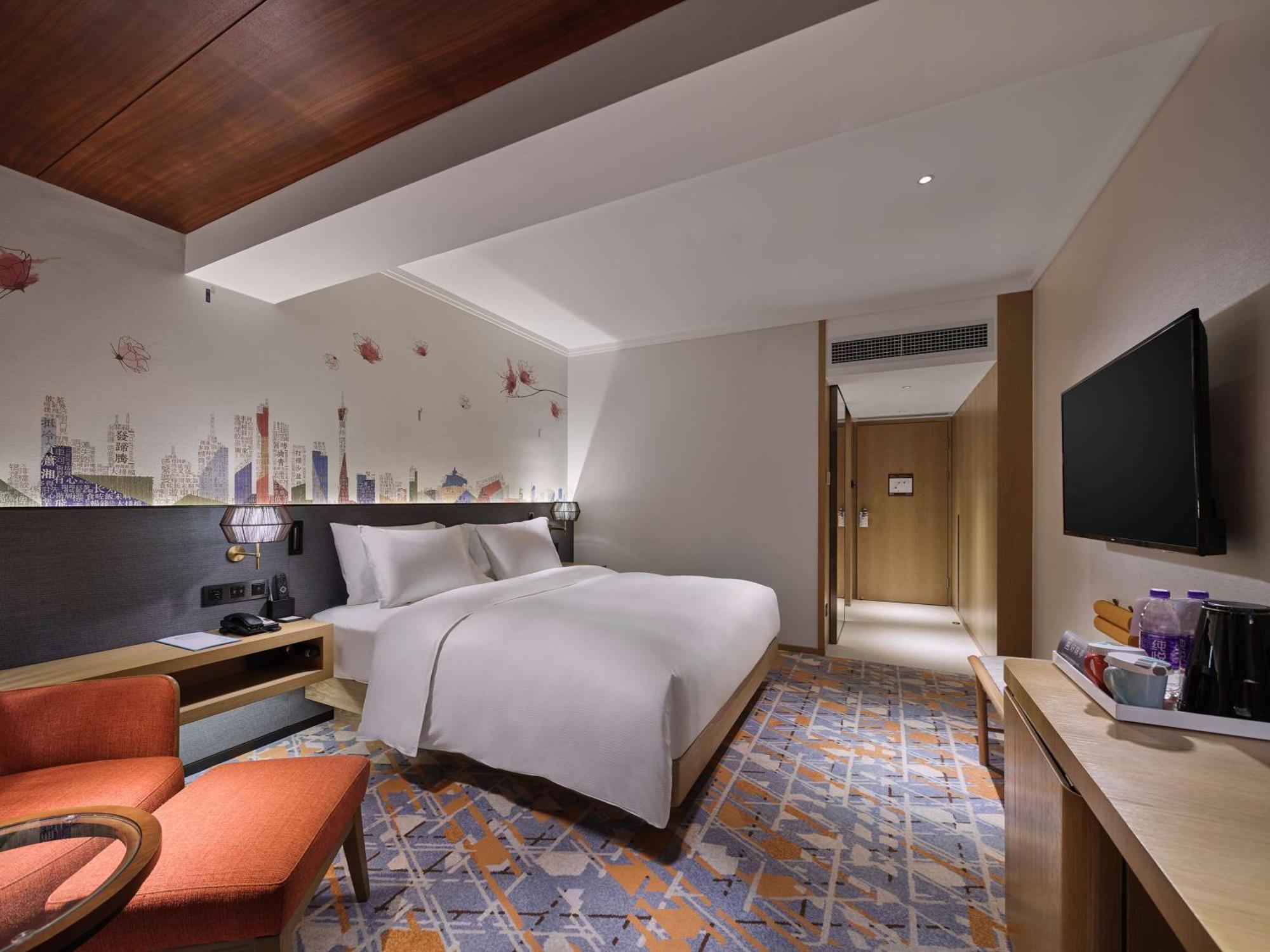 Hotel Hilton Garden Inn Guangzhou Tianhe - Free Shuttle Bus To Pazhou During Canton Fair Period And Buyers Registration Counter Available 4*