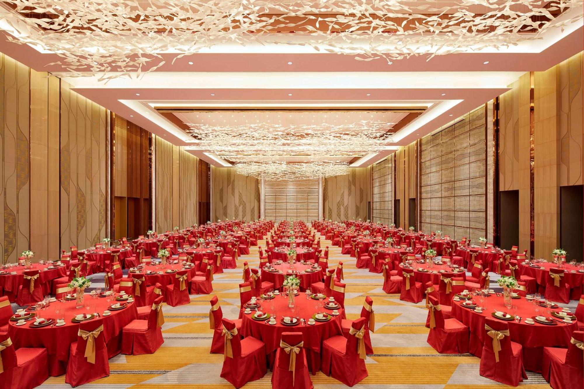 Sheraton Nansha 5*