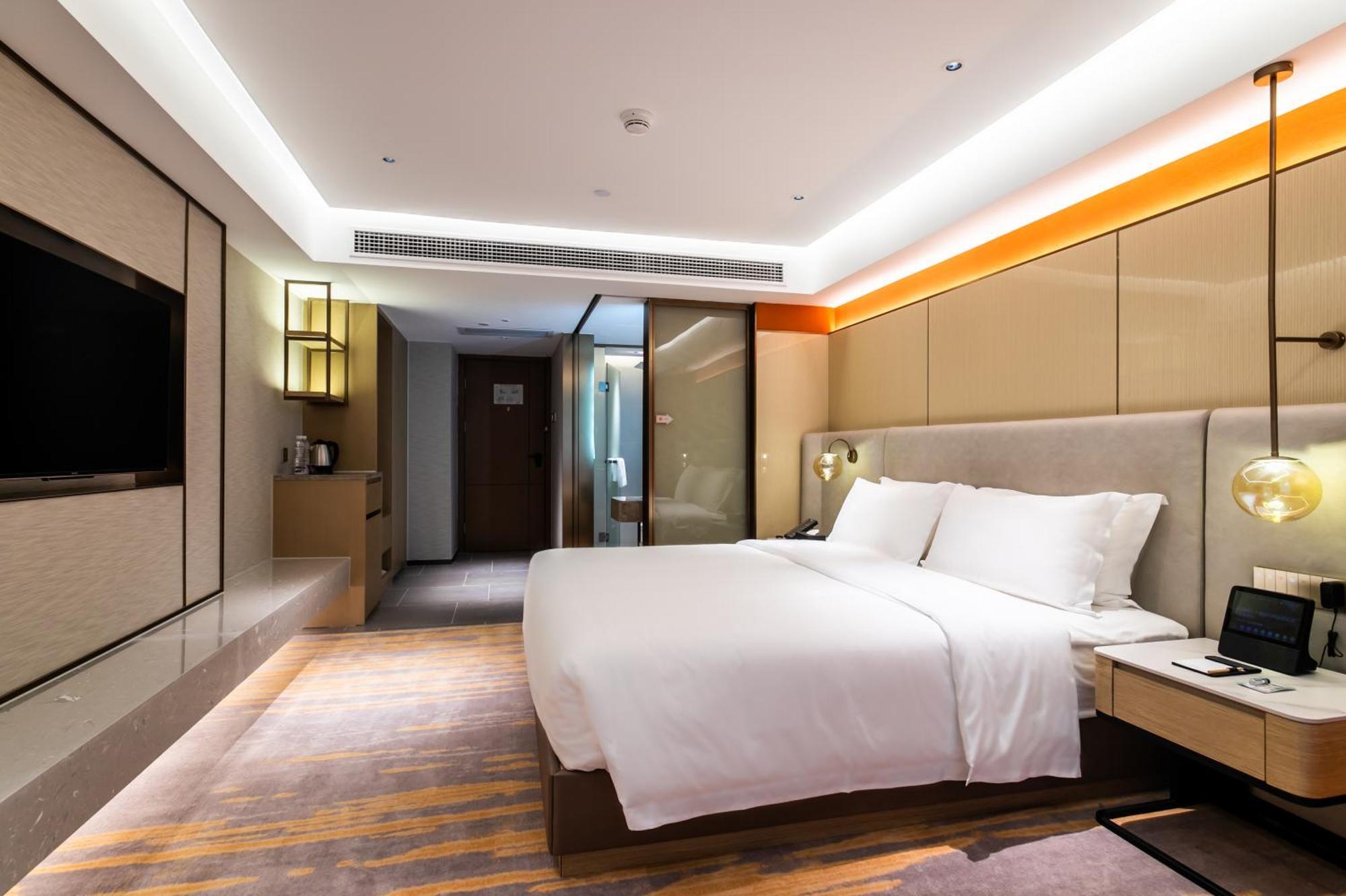 Landmark International Hotel