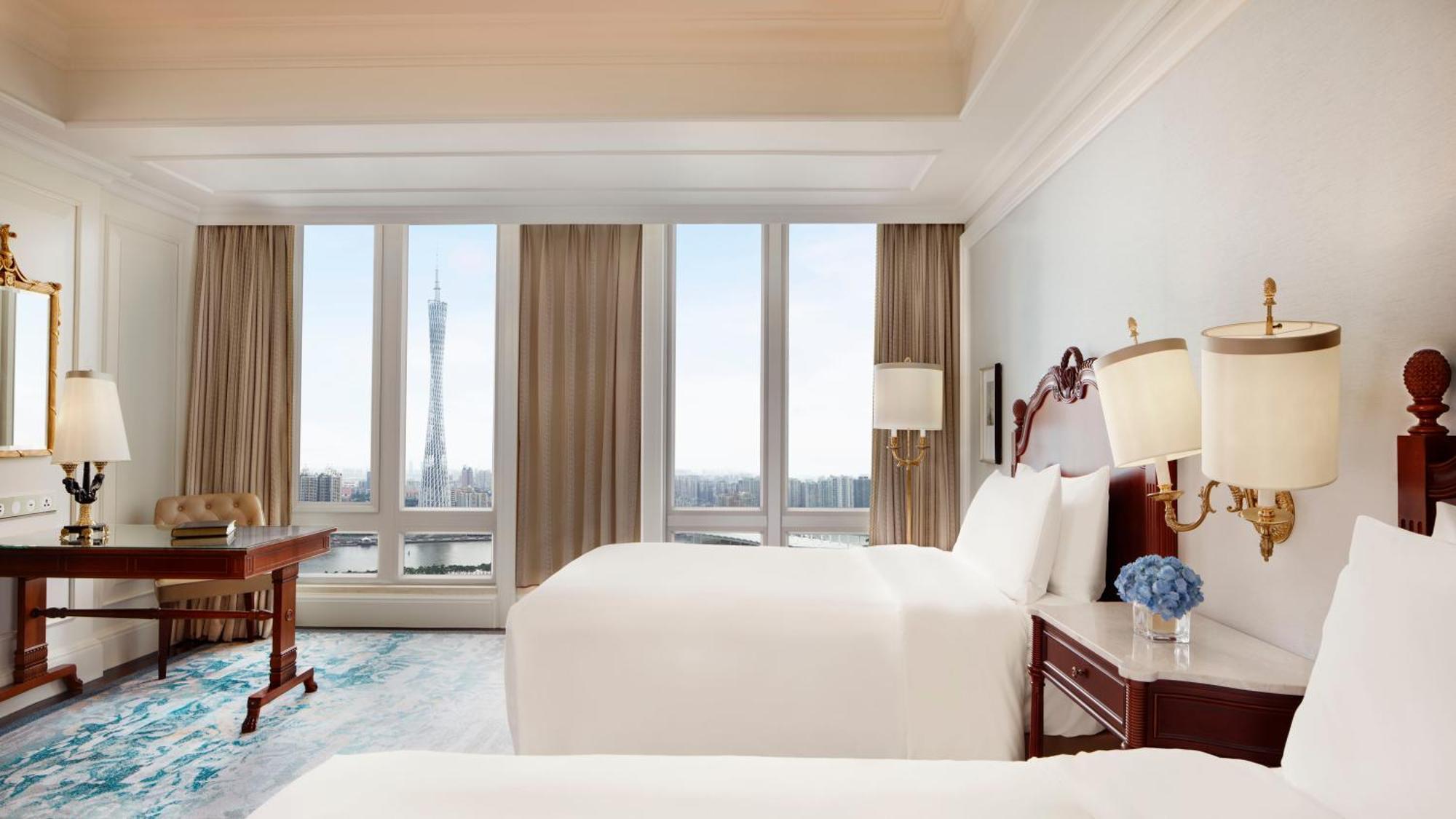 The Ritz-carlton, Hotel