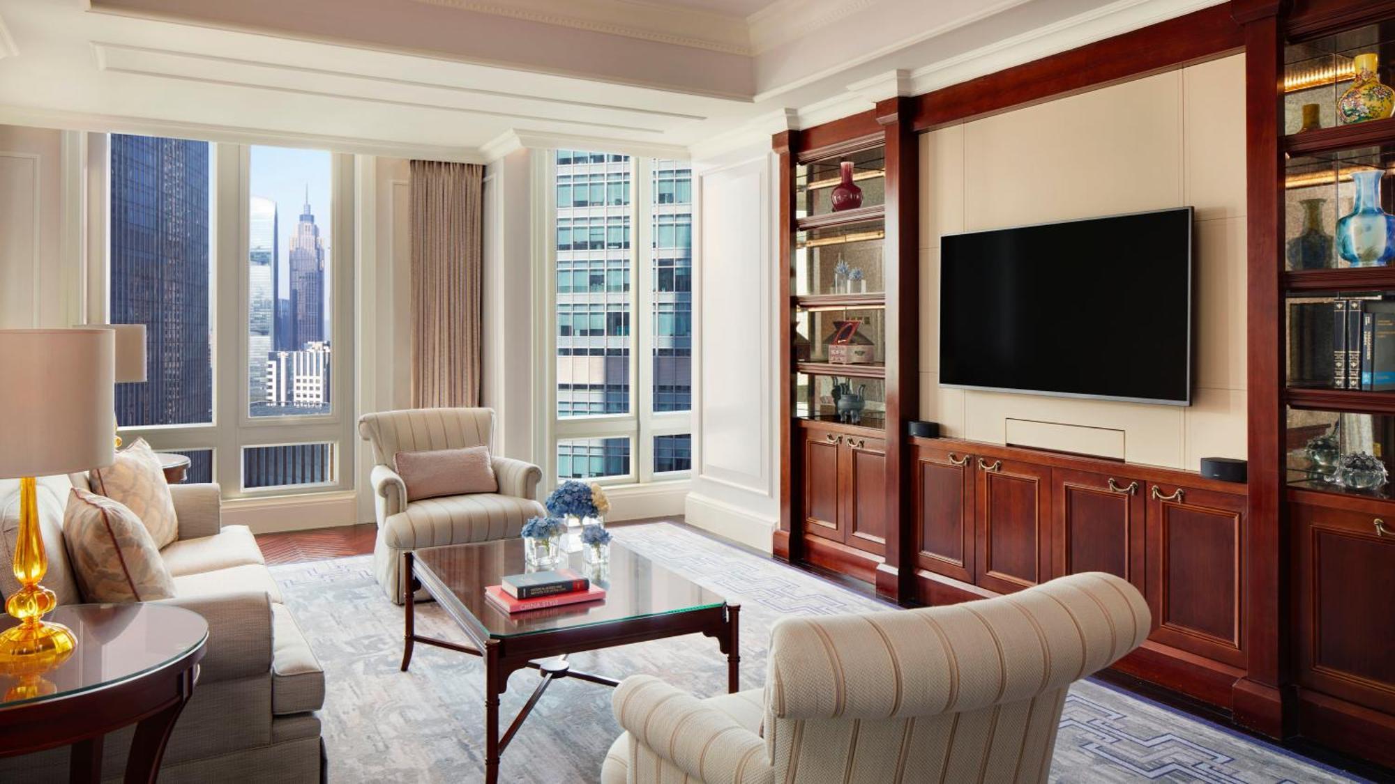 The Ritz-carlton, Hotel