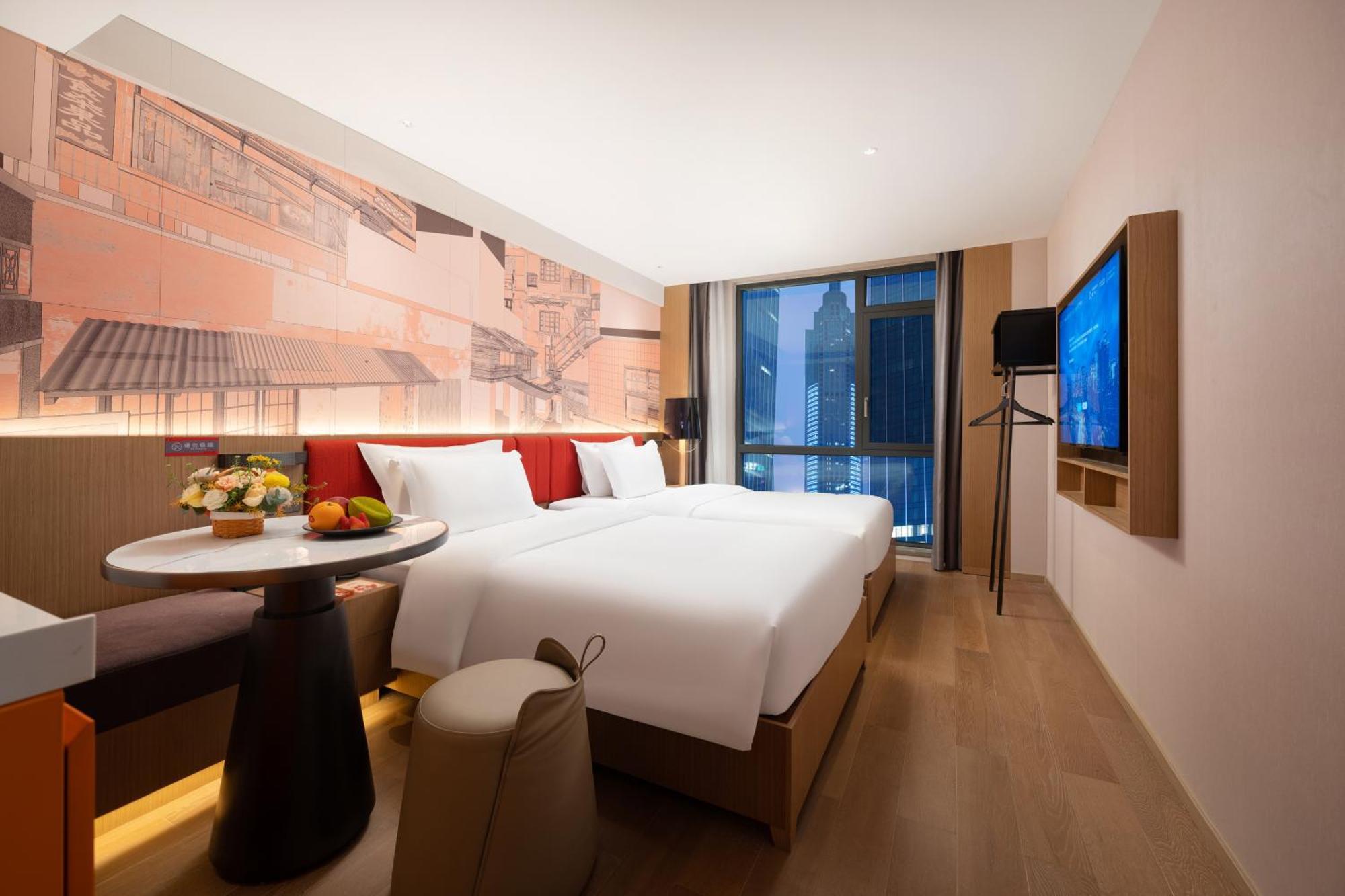 From K Huan Kai Tiyuxi Metro Station Hotel