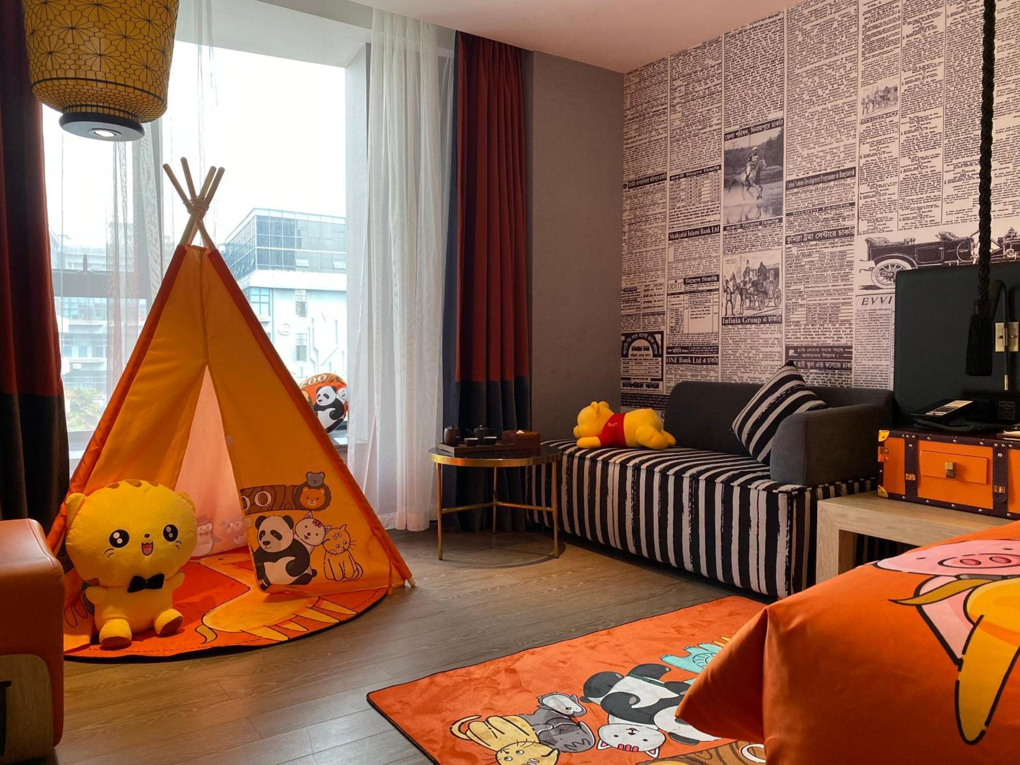 Paco Tower Pazhou-free Shuttle Bus For Fair Hotel 4*