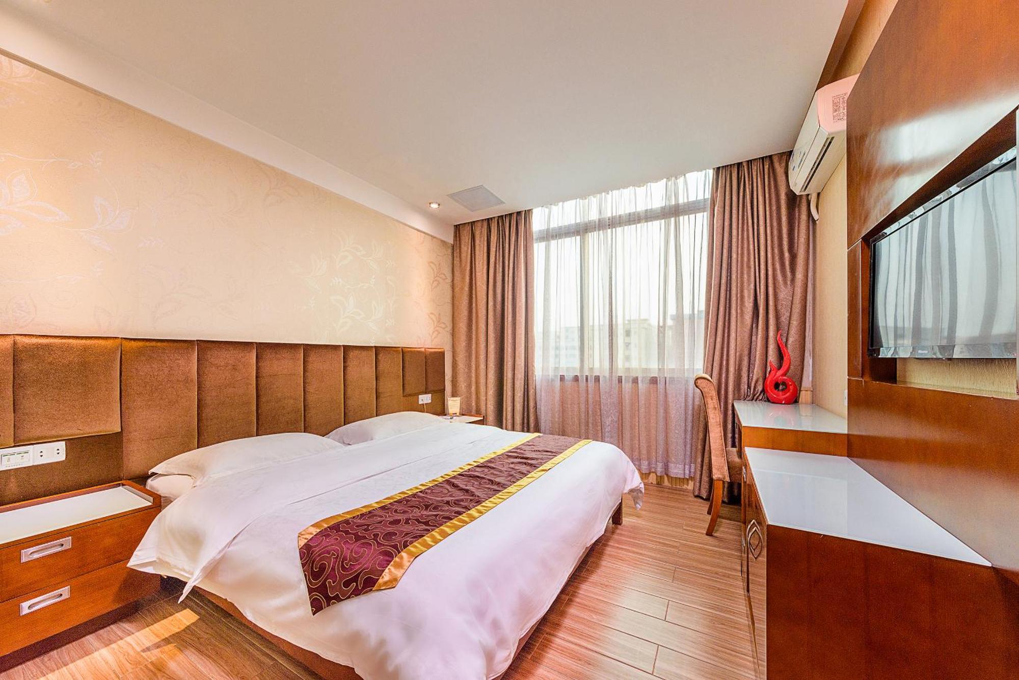 Kaiserdom Baiyun Airport-24-hour Airport-free Shuttle Bus Hotel Guangzhou