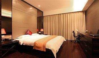 Heefun - Poly World Trading Center Hotel