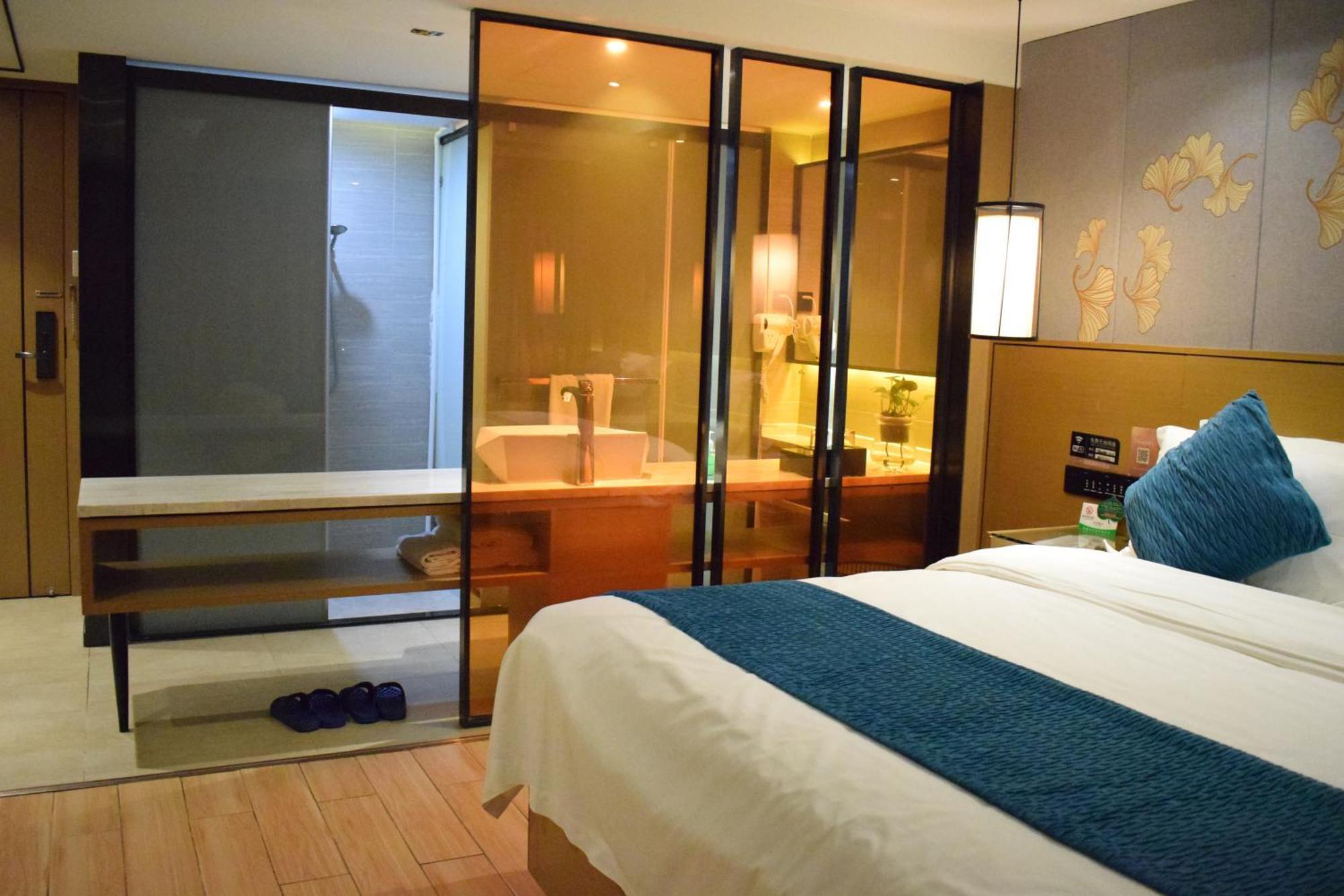 Orange Tree International Zhujiang New Town: Fair Shuttle 3*