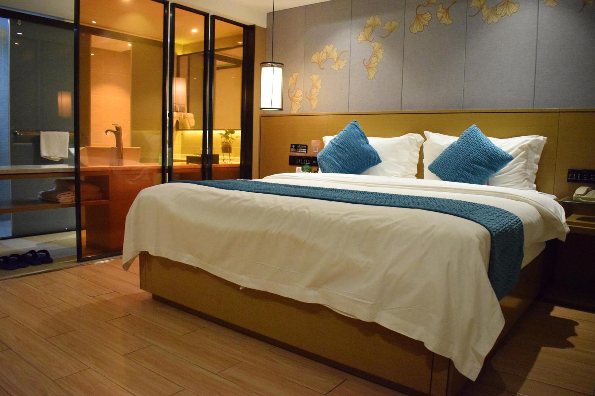 Orange Tree International Zhujiang New Town: Fair Shuttle 3*