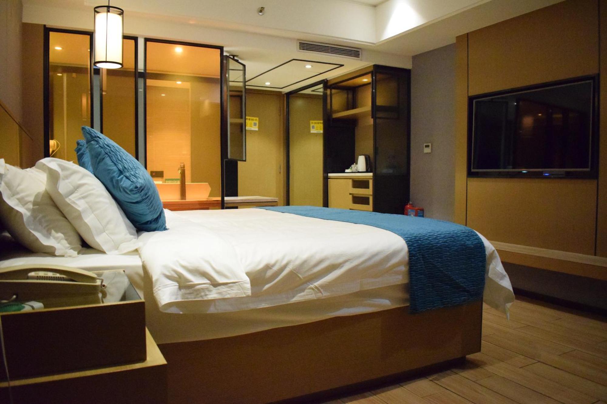 Orange Tree International Zhujiang New Town: Fair Shuttle