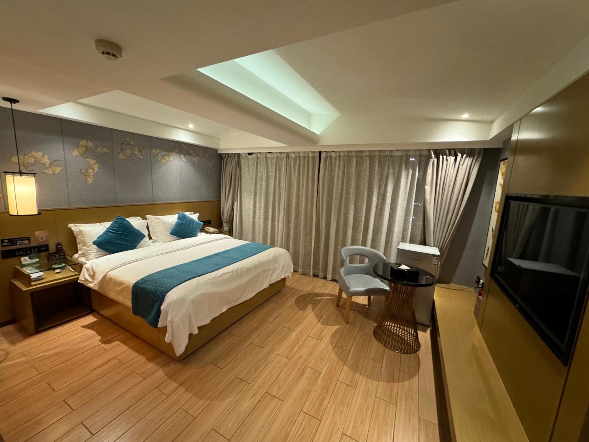 Orange Tree International Zhujiang New Town: Fair Shuttle 3*