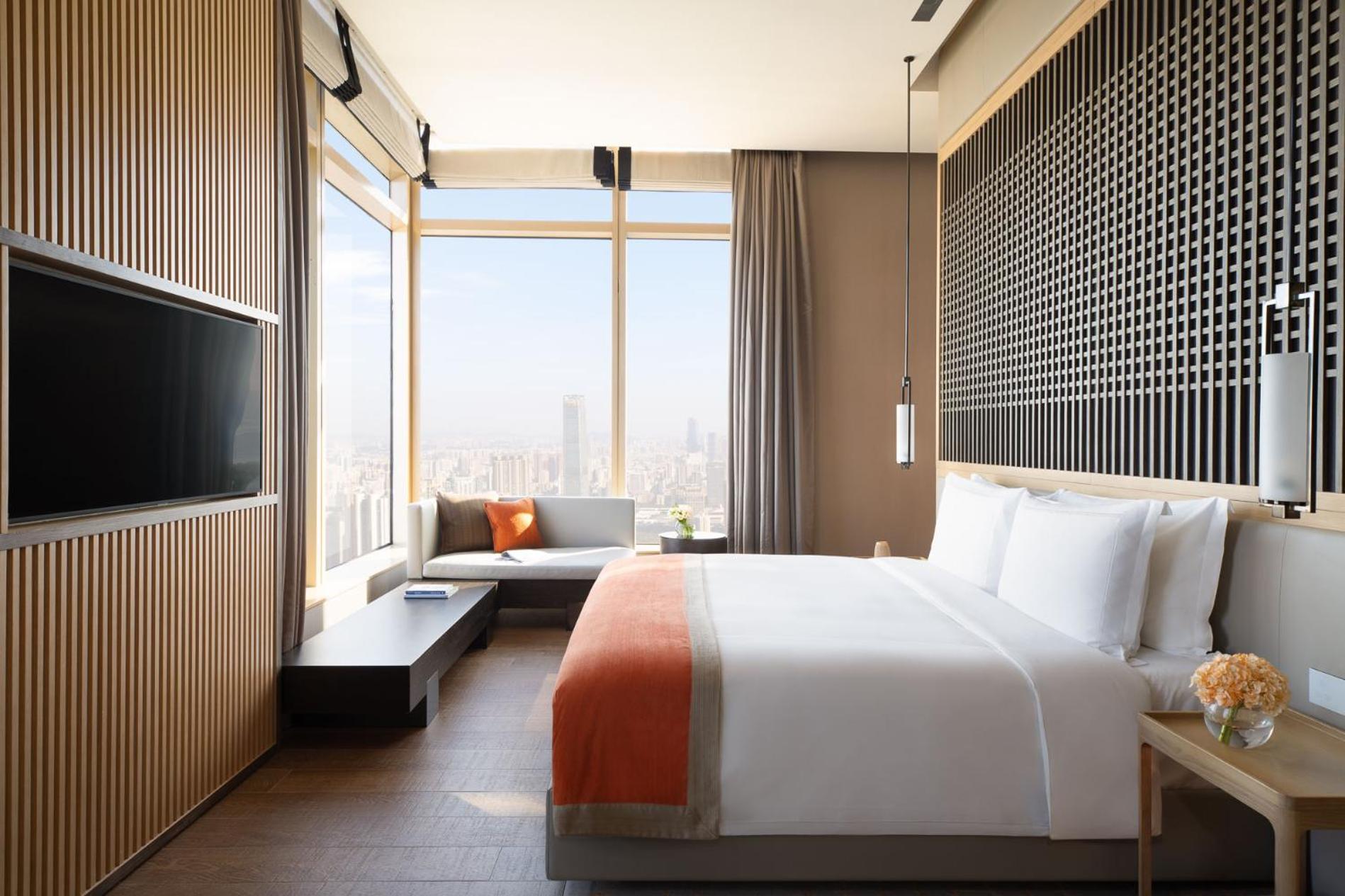 Jumeirah Guangzhou-complimentary Shuttle Bus To Fair Complex