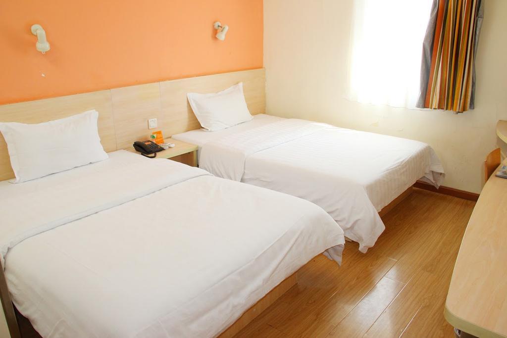 Hotel 7days East Railway Station Branch 2*