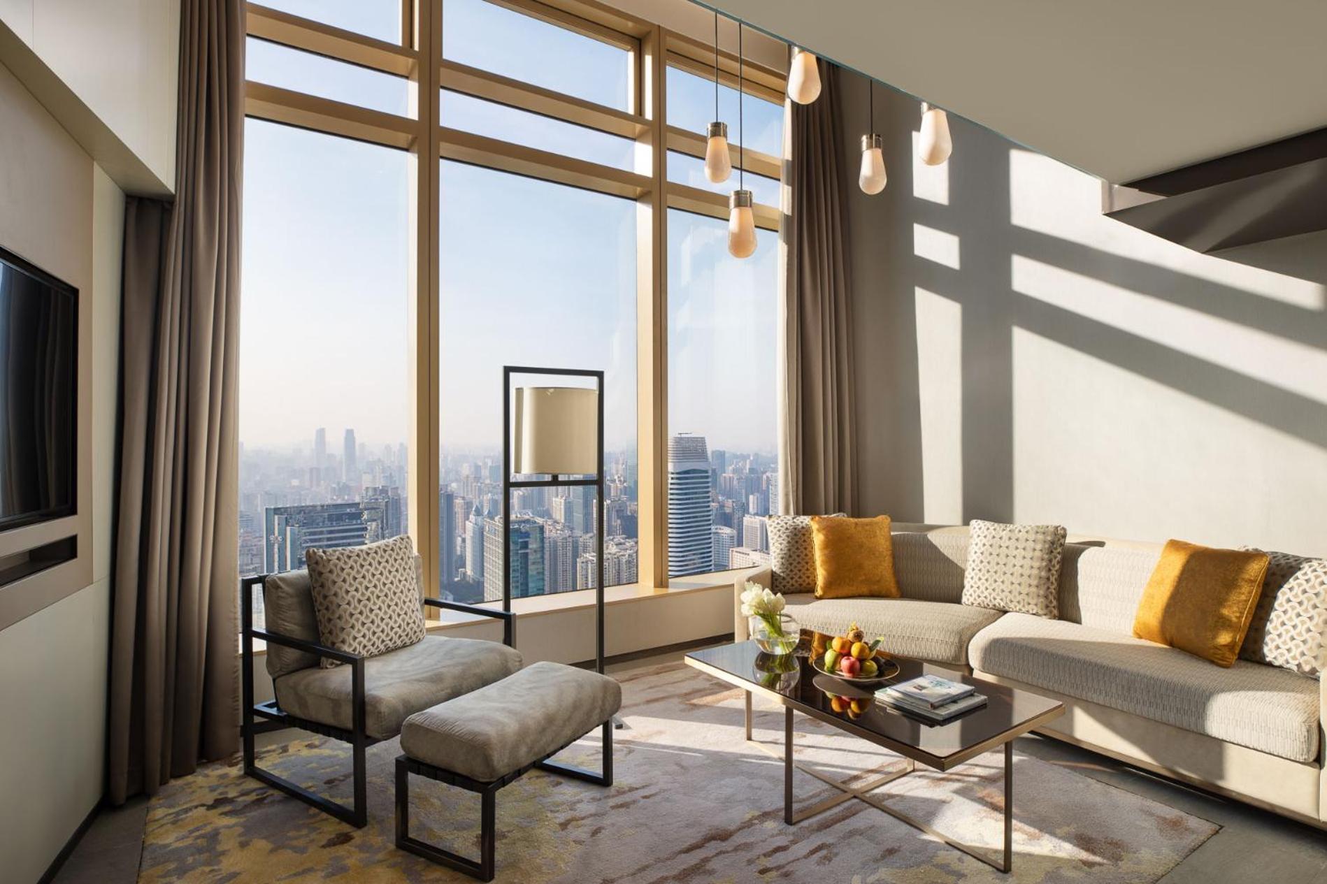 Hotel Jumeirah Guangzhou-complimentary Shuttle Bus To Fair Complex 5*