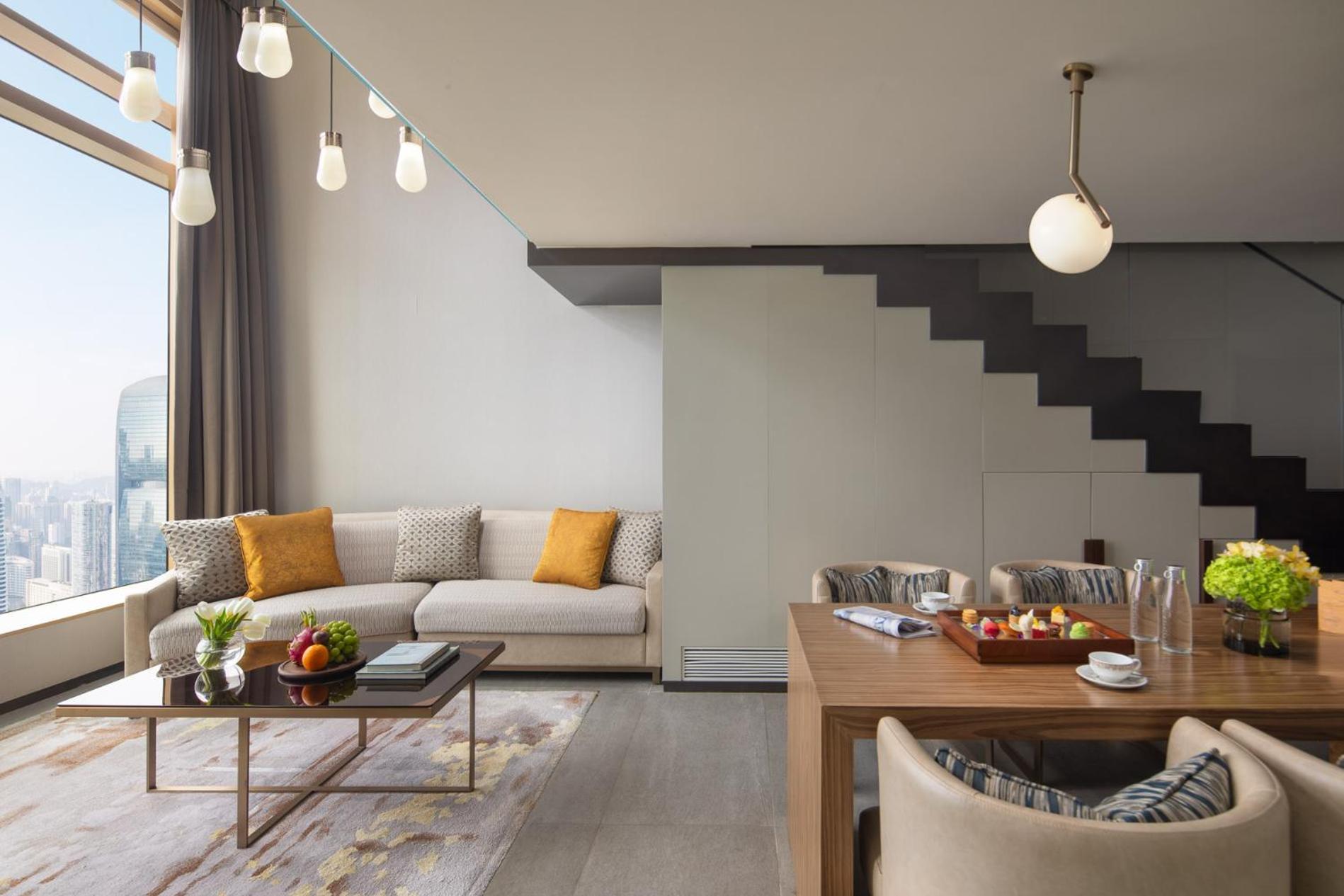 Hotel Jumeirah Guangzhou-complimentary Shuttle Bus To Fair Complex Canton