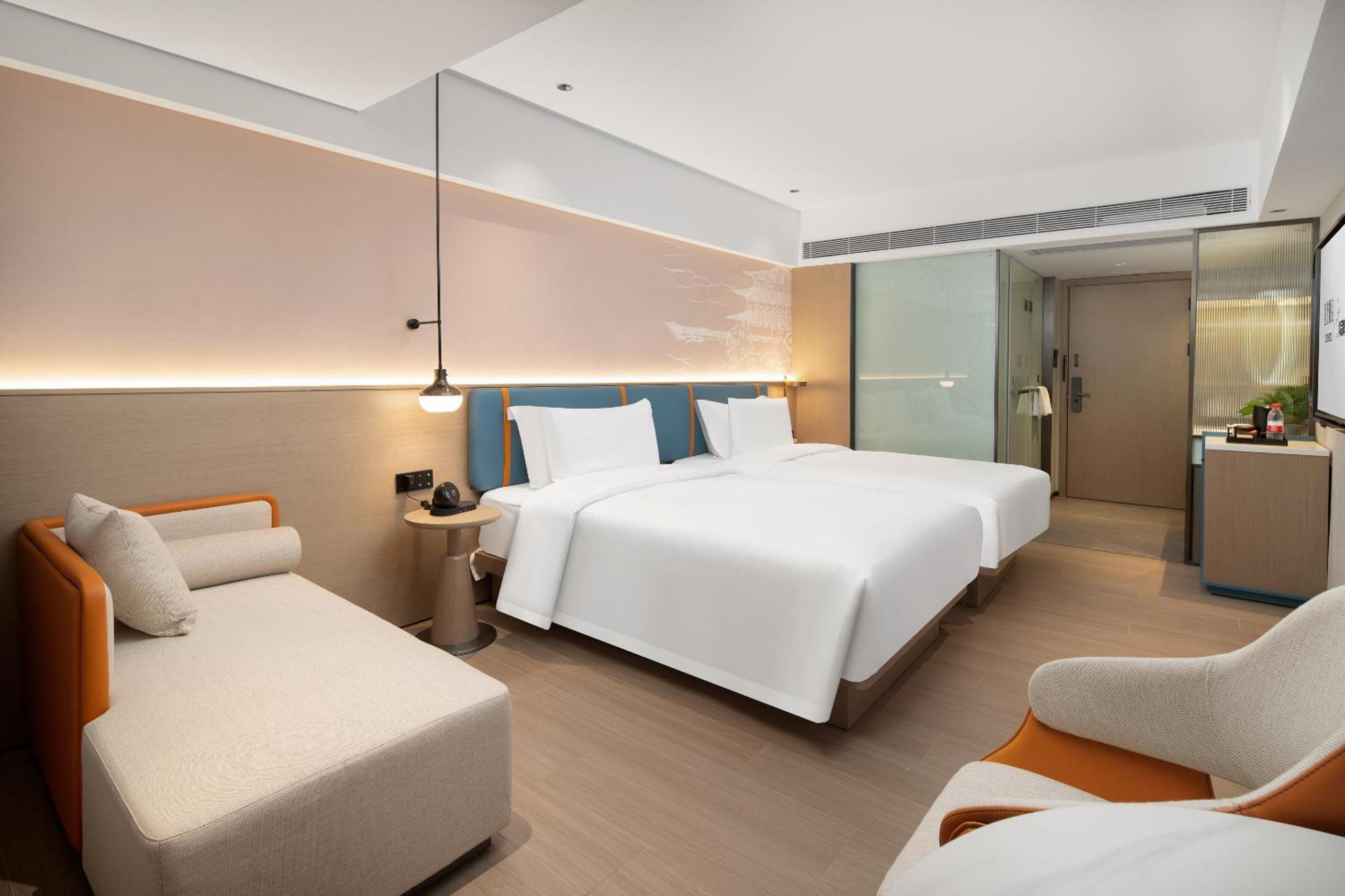 Hotel Yizhi Changgang Metro Station - Free Shuttle Bus During Fair Guangzhou