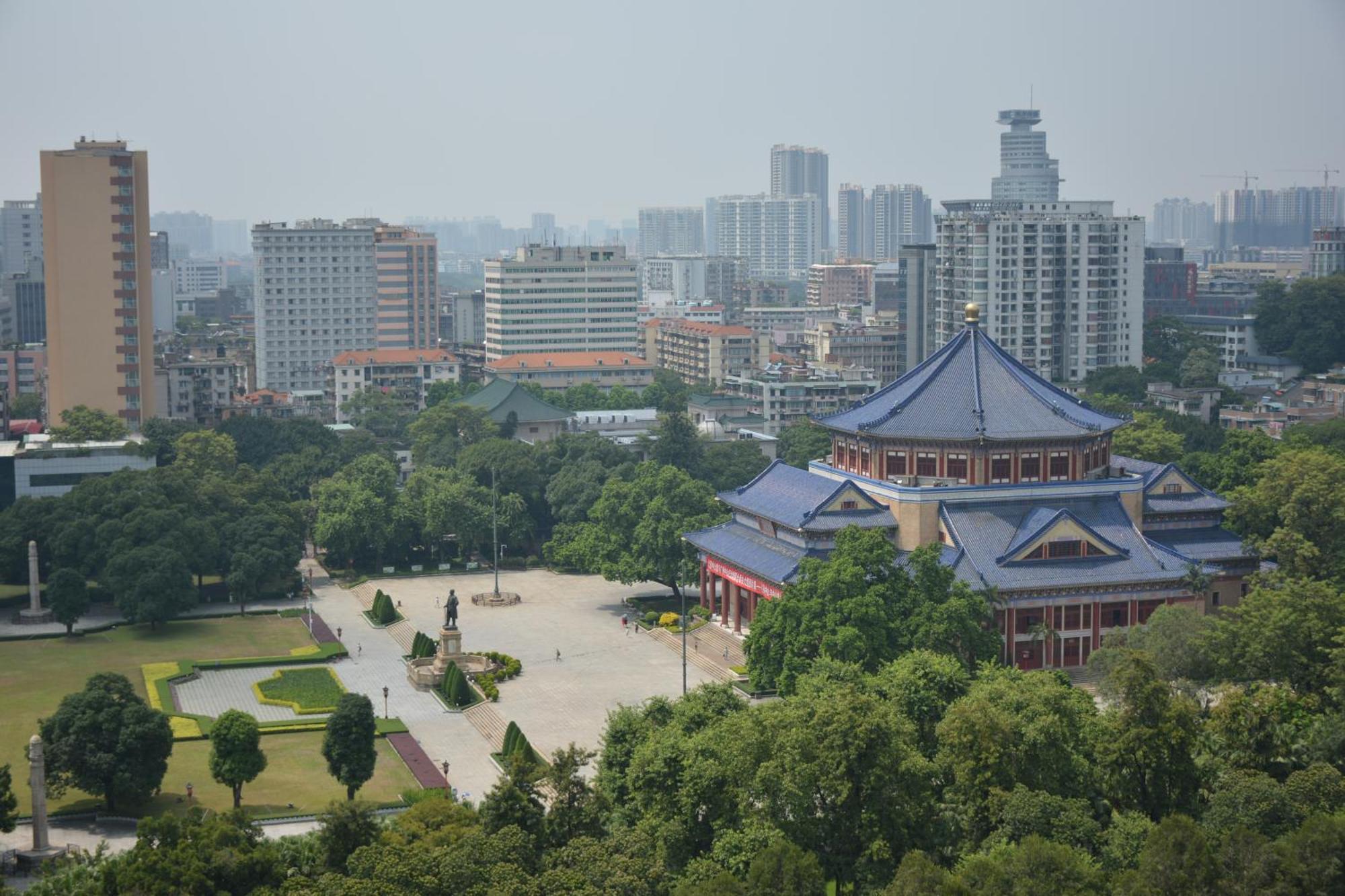 Guangdong Hotel-free Shuttle & Registration Counter Service During Fair Hotel 4*