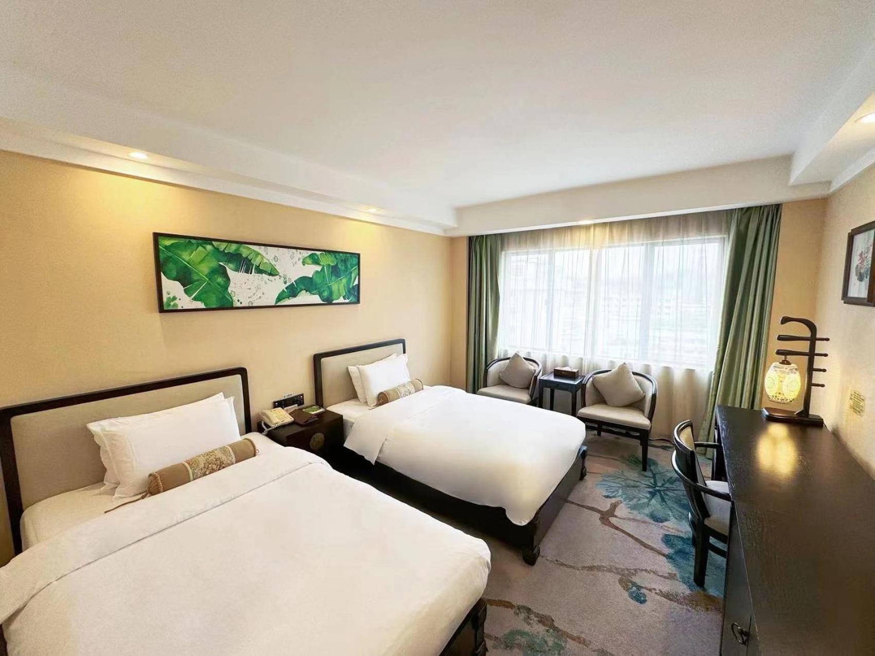 Hotel Guangdong Hotel-free Shuttle & Registration Counter Service During Fair Guangzhou