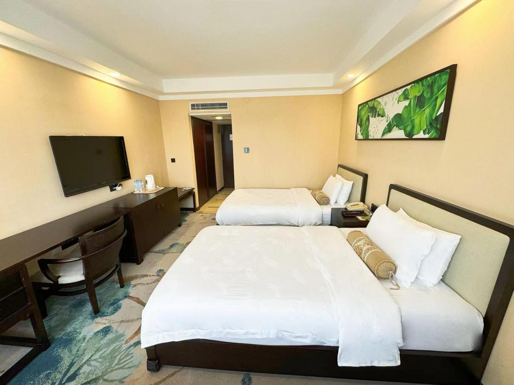 Guangdong Hotel-free Shuttle & Registration Counter Service During Fair Hotel Guangzhou