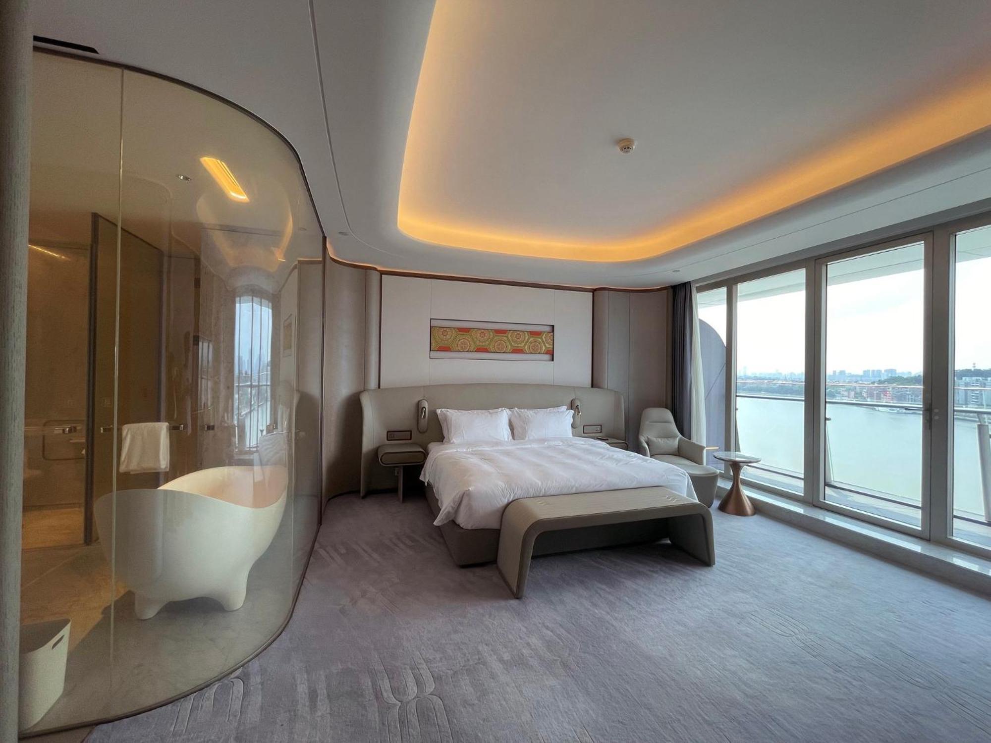 Vignette Collection The Xanadu Guangzhou, An Ihg Hotel - -Free Canton Fair Shuttle Bus During Canton Fair