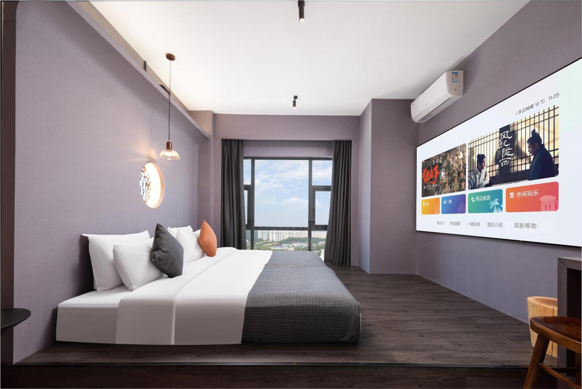 Banana S Design Hotel 3*
