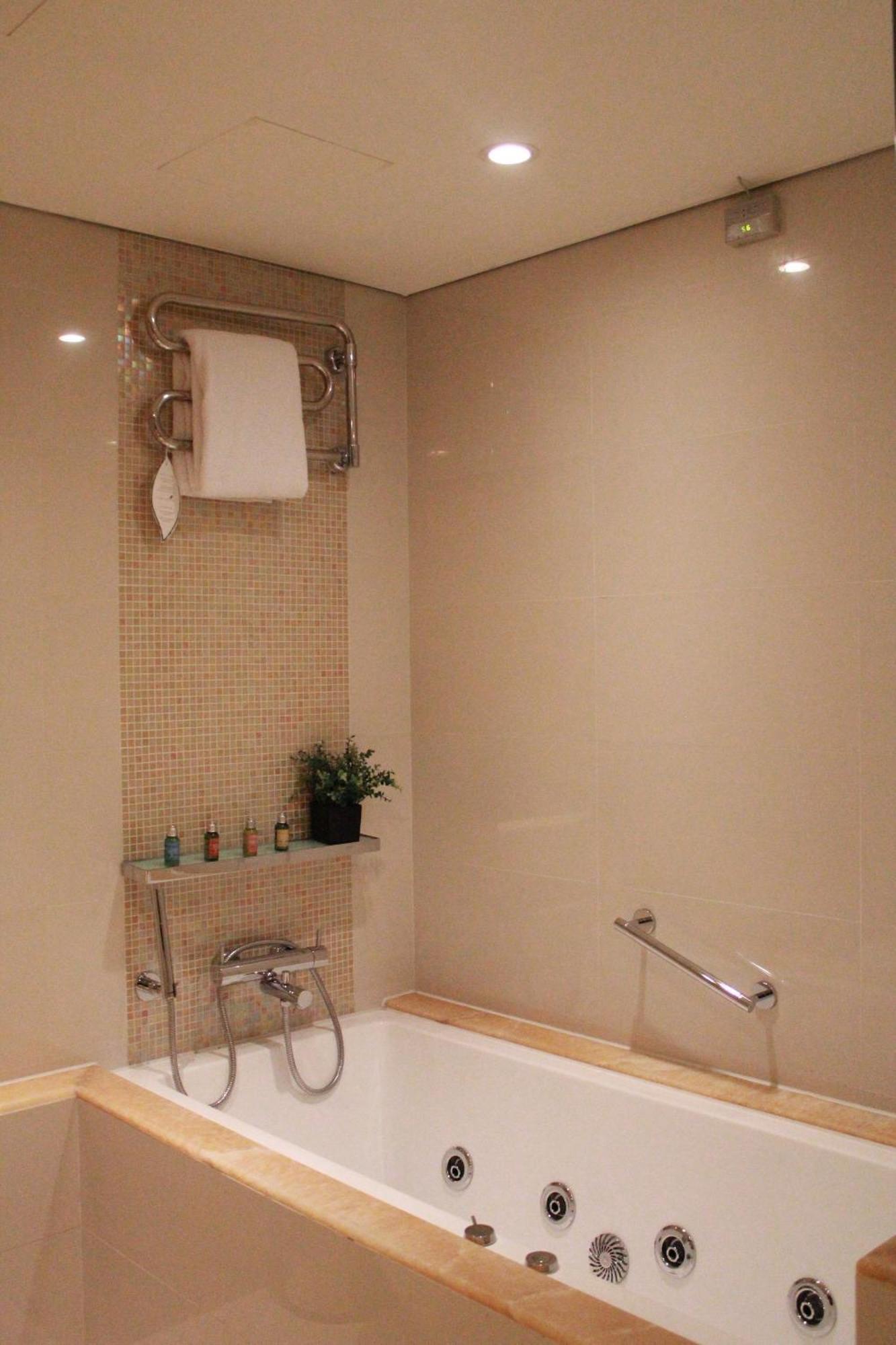 Apartment Ascott Guangzhou, Free Shuttle Bus For Fair *