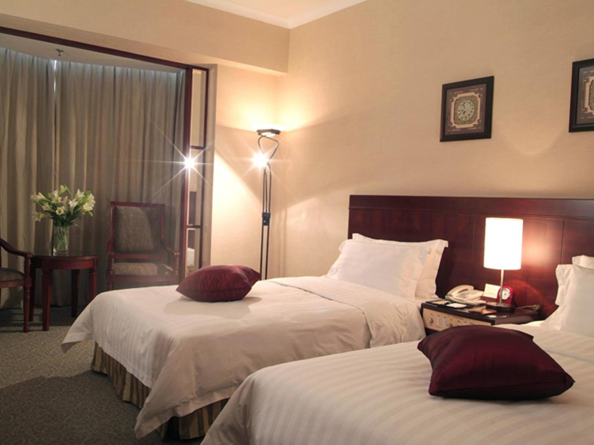 Hotel Rosedale & - Free Shuttle Bus To Fair
