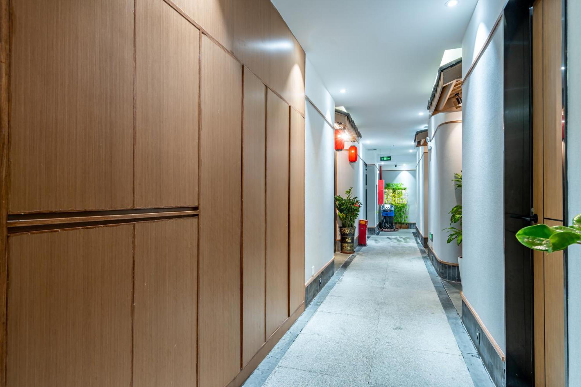 Hotel Waifiden -former Tokai - Xiaobei Metro Station - During The Fair, There Will Be Shuttle Buses For Transportation Back And Forth 3*