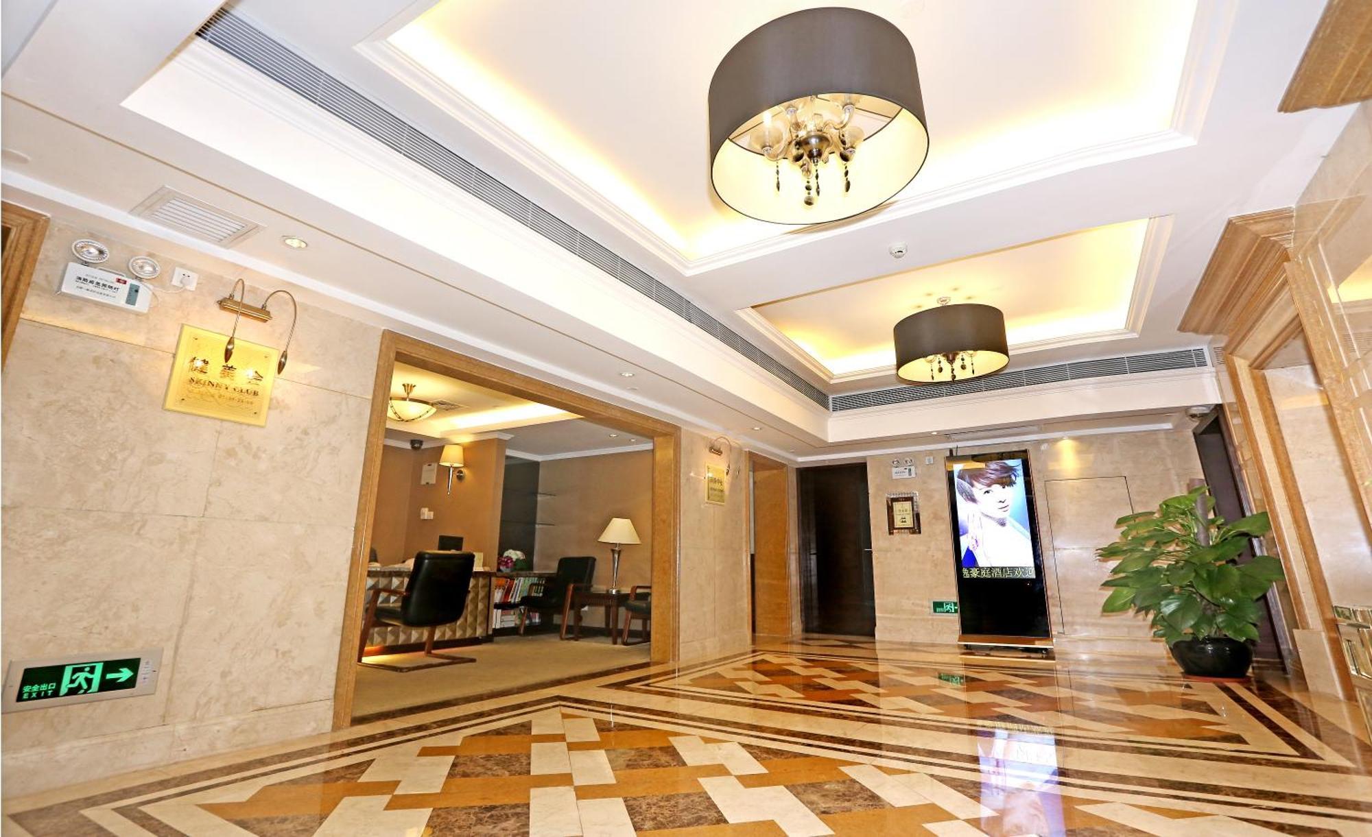 Grand Palace - Grand Management Group - Free Shuttle Bus To Fair During Fair Period