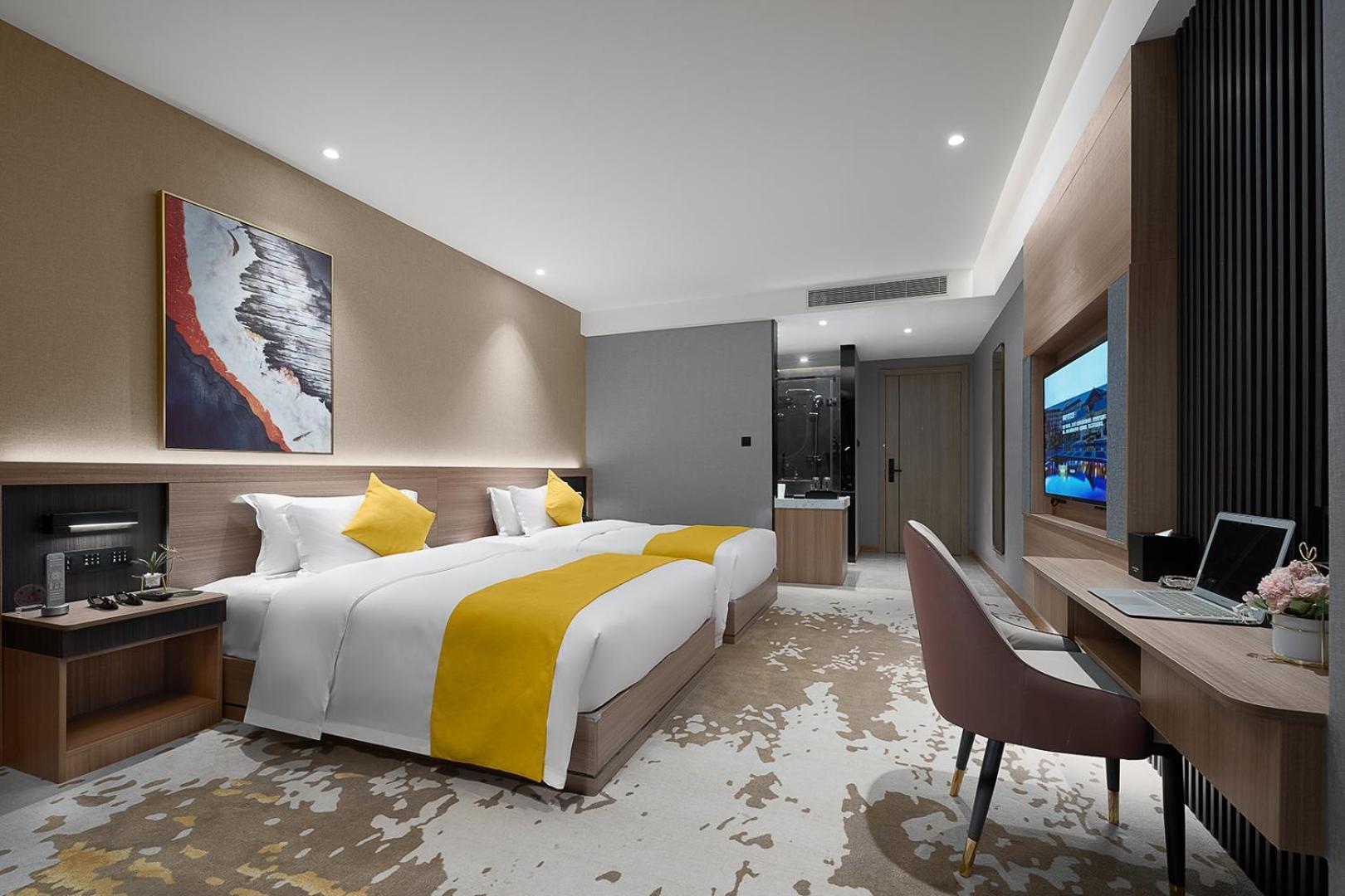 Hotel 广州白云机场花东朝阳路亚朵酒店