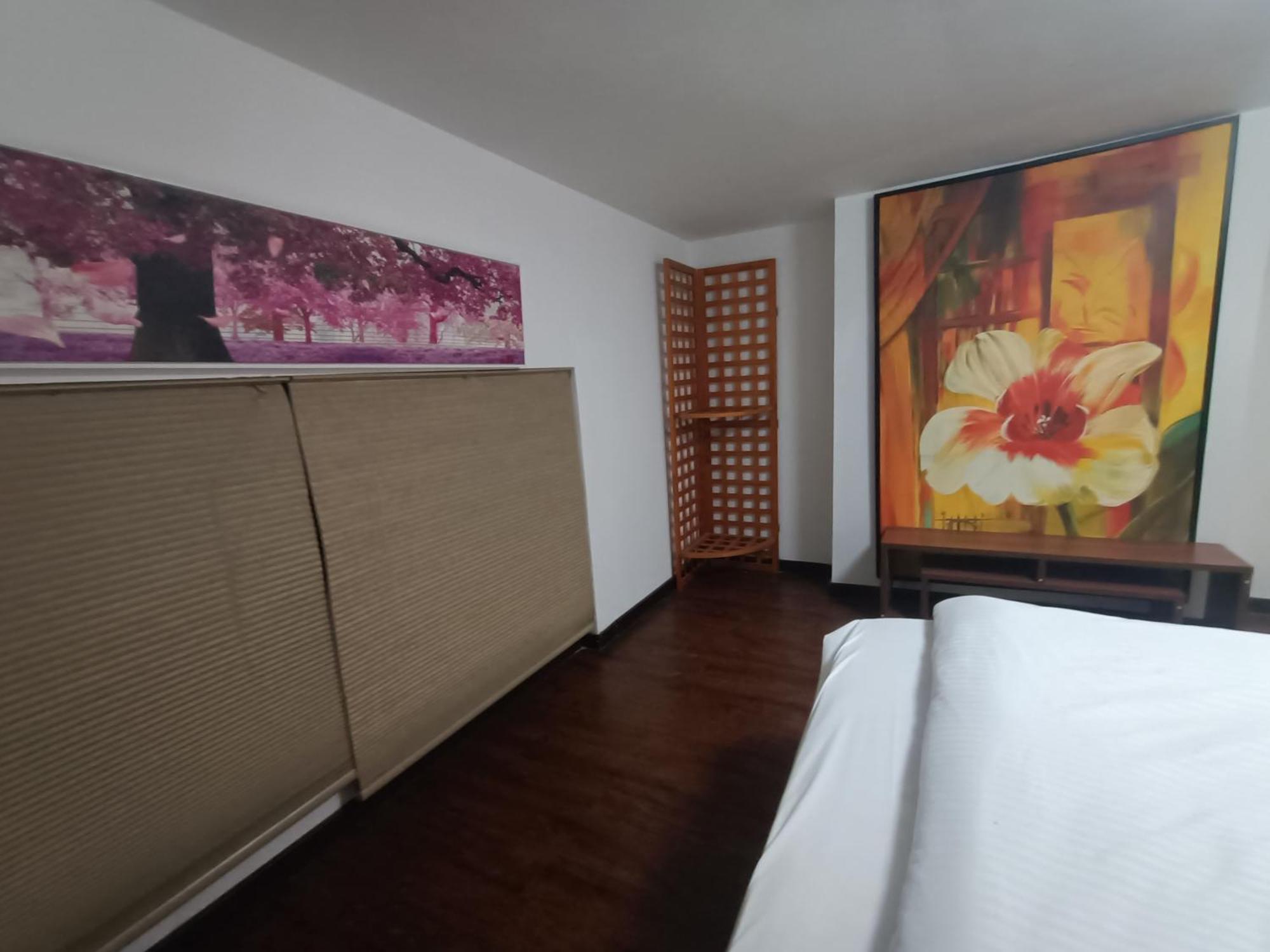 Meiju Hotel 2*