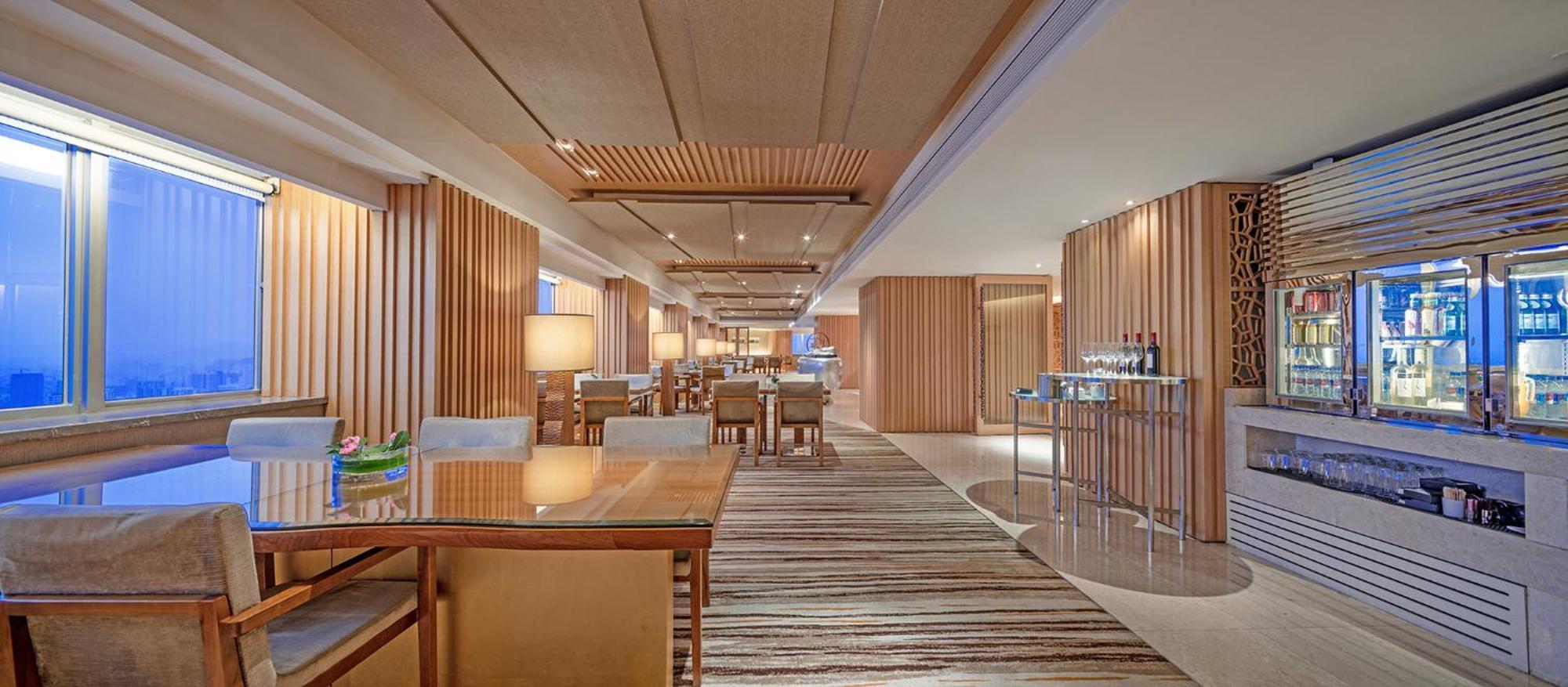 Crowne Plaza Centre By Ihg - Free Shuttle Between And Exhibition Center During Fair & Exhibitor Registration Counter Guangzhou