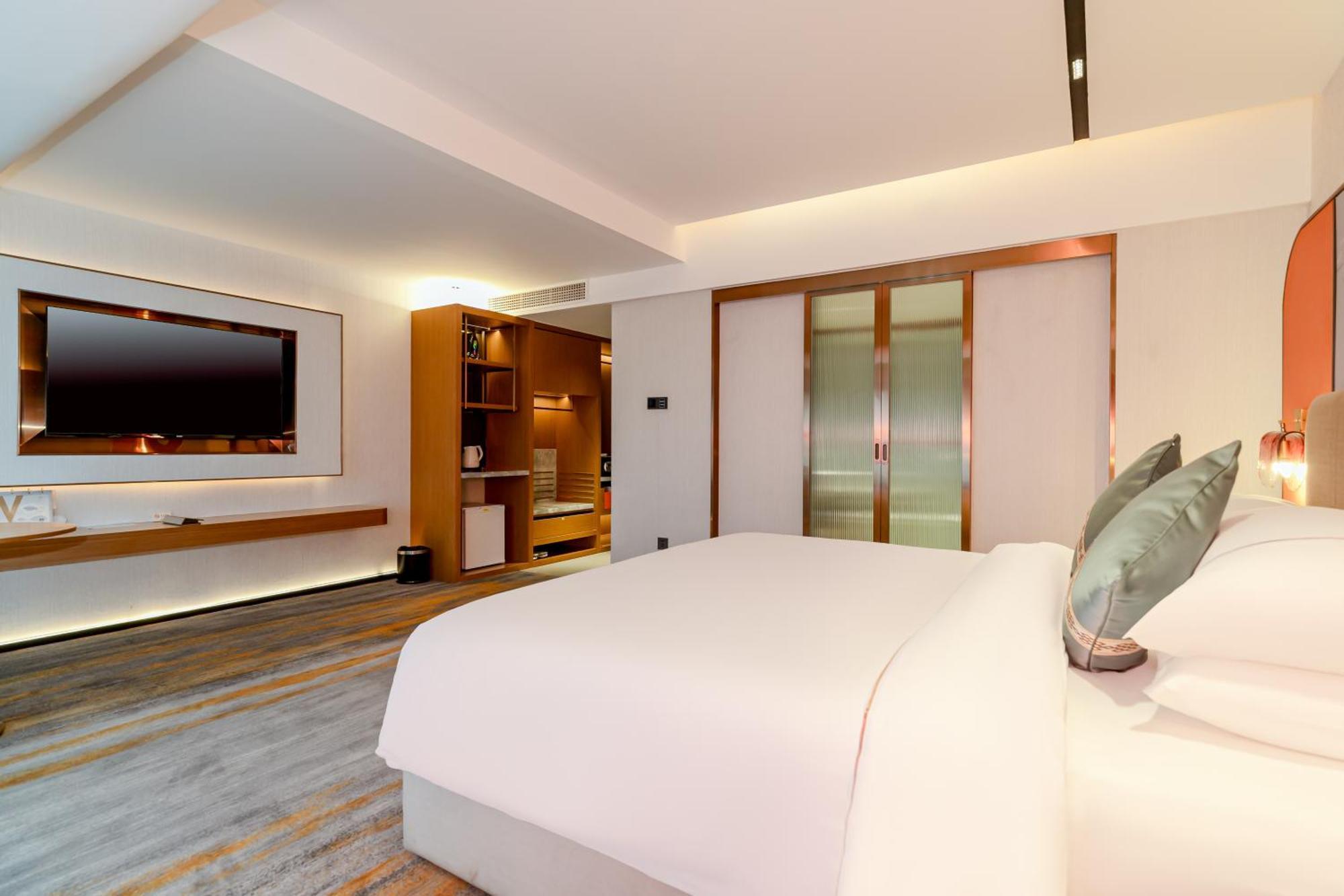Hotel Guangdong Victory - Free Shuttle Bus To Exhibition Center During Fair
