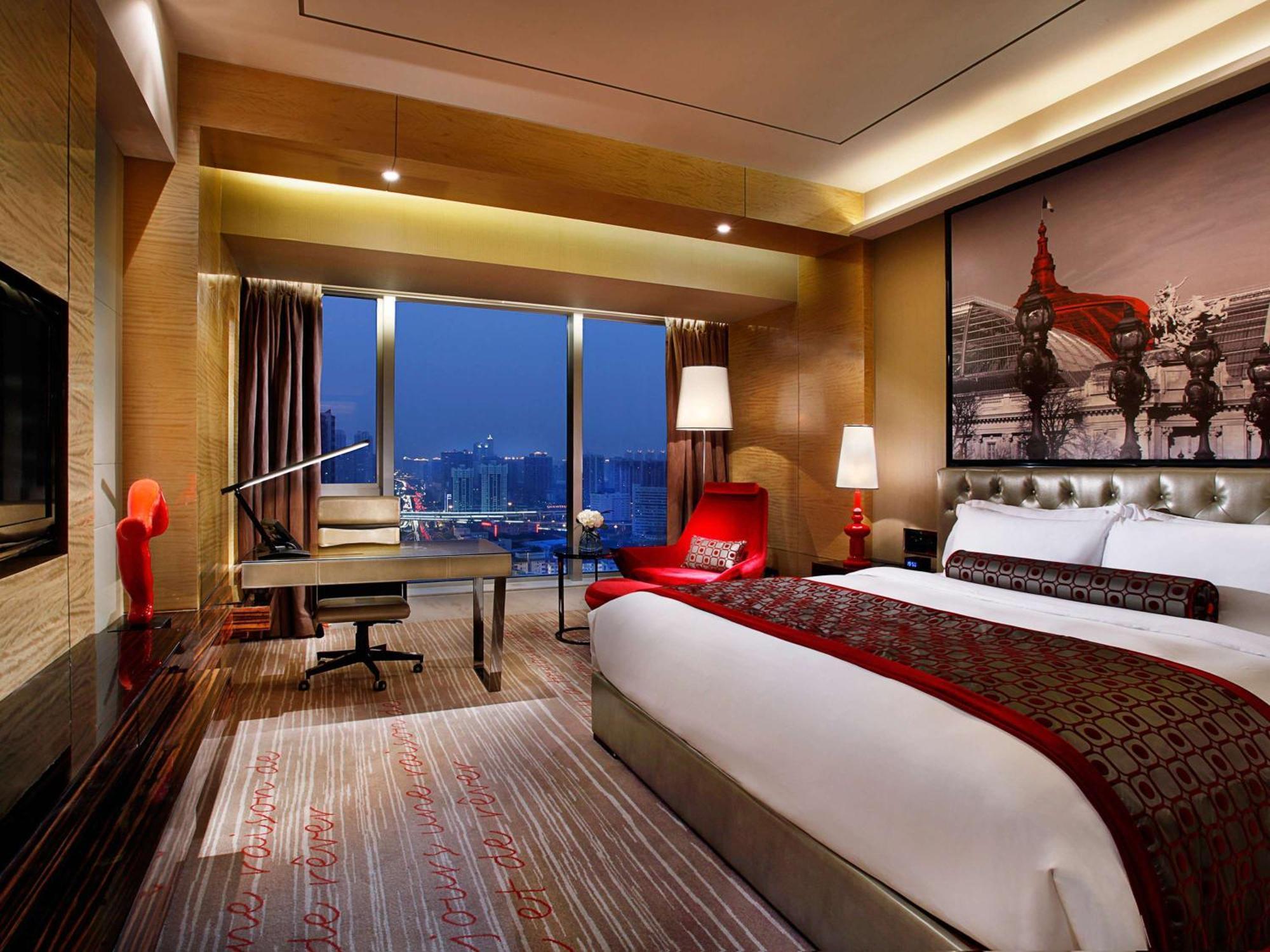 Sofitel Sunrich - Free Shuttle Bus To Fair Complex & Overseas Buyer Registration Services During Fair Period Hotel Guangzhou