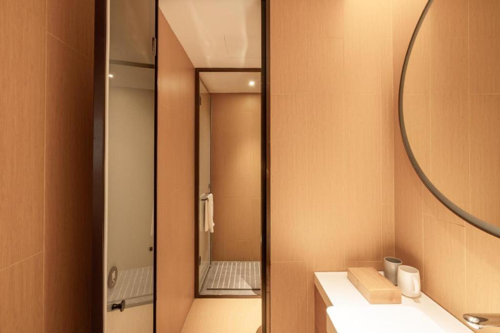 Ji Tower Hotel 3*