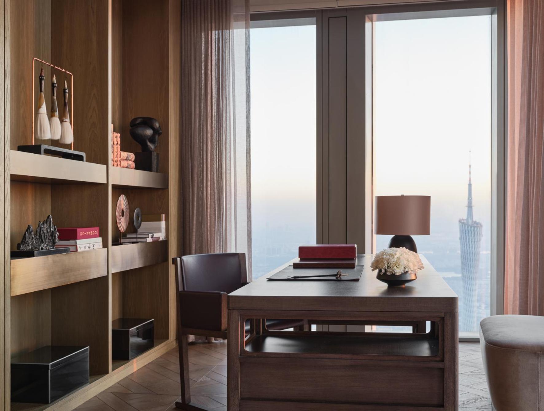 Rosewood Guangzhou, Enjoy Free Shuttle Bus Service Between The And The Fair Complex During The Fair Hotel 5*