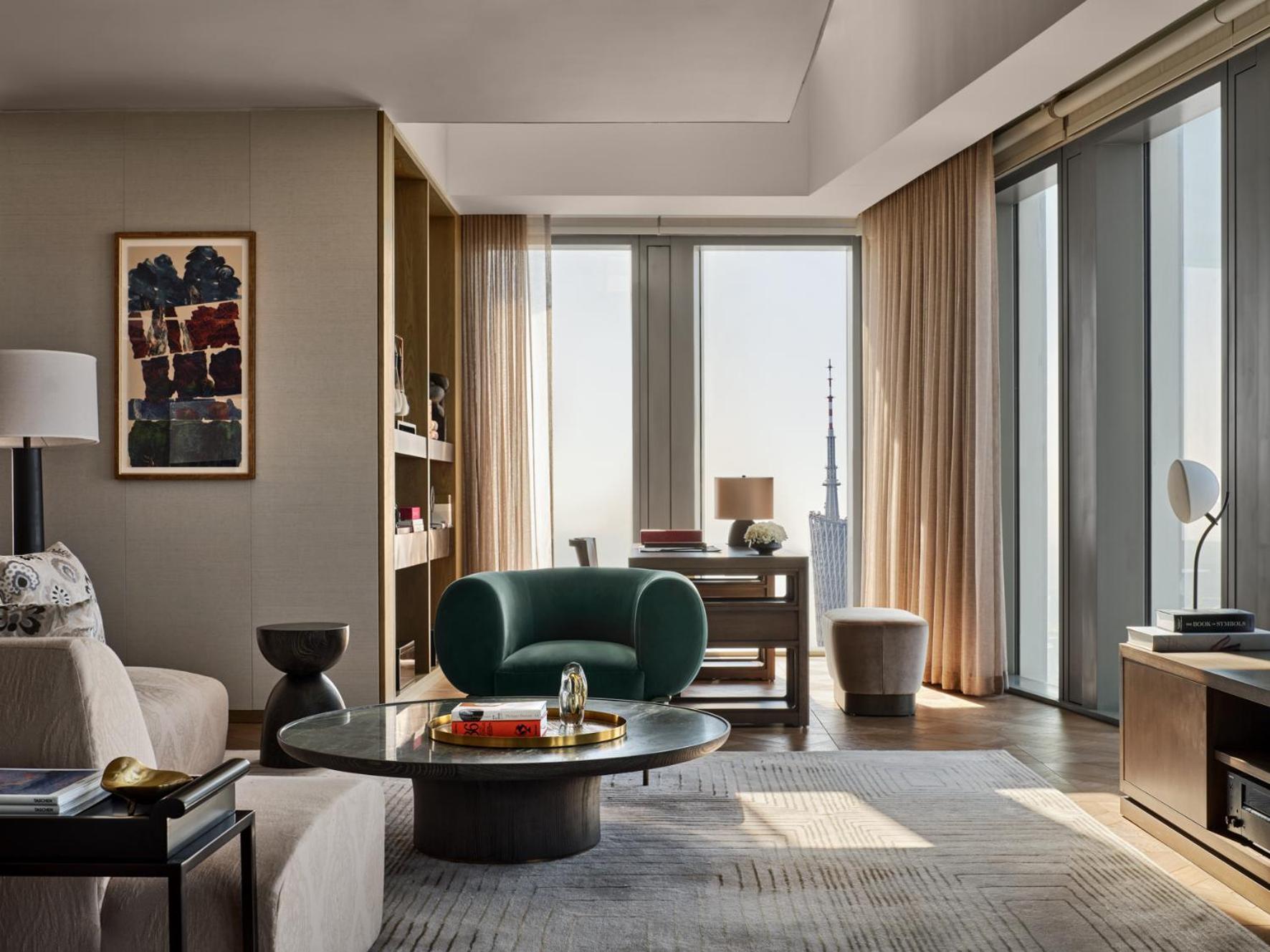 Hotel Rosewood Guangzhou, Enjoy Free Shuttle Bus Service Between The And The Fair Complex During The Fair