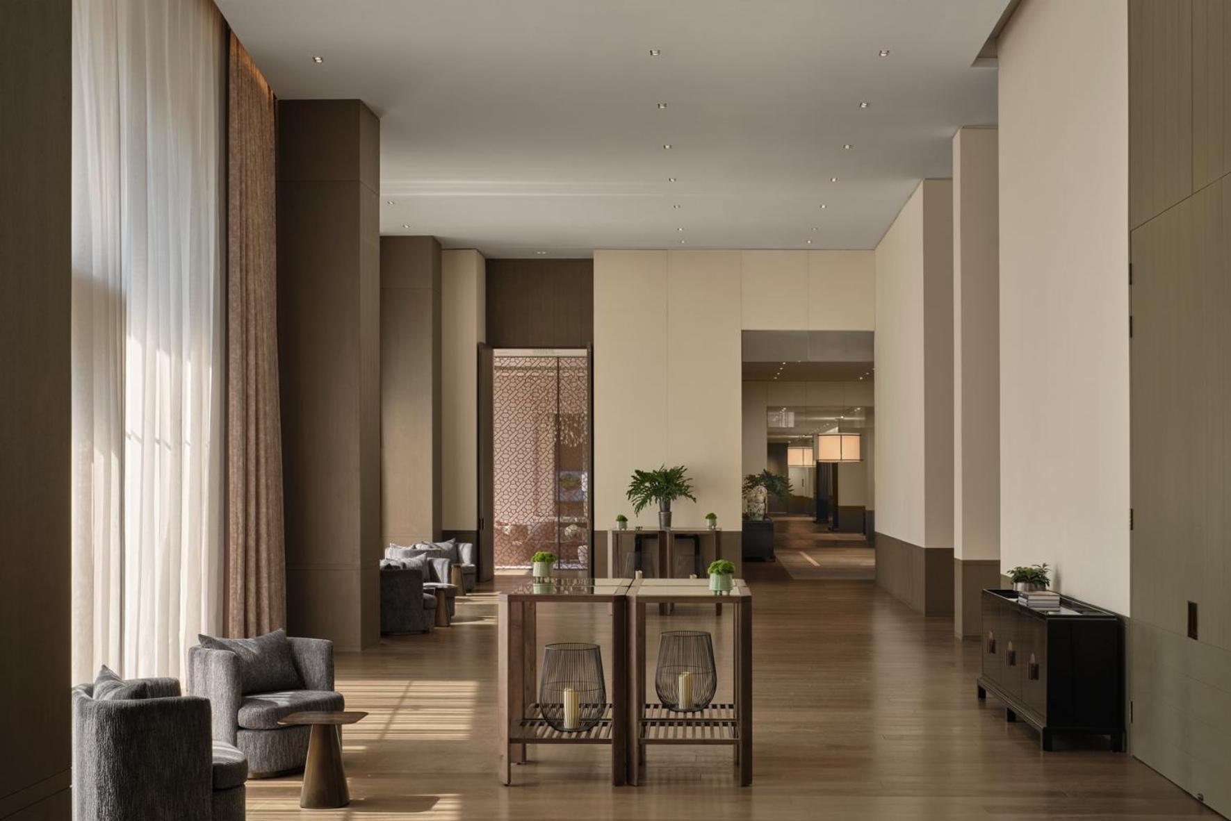 Rosewood Guangzhou, Enjoy Free Shuttle Bus Service Between The And The Fair Complex During The Fair Hotel Guangzhou