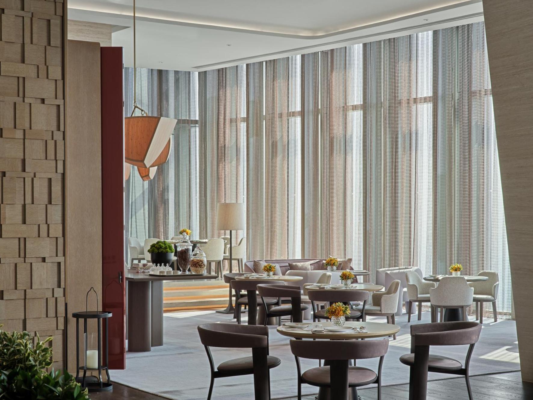 Rosewood Guangzhou, Enjoy Free Shuttle Bus Service Between The And The Fair Complex During The Fair Hotel 5*