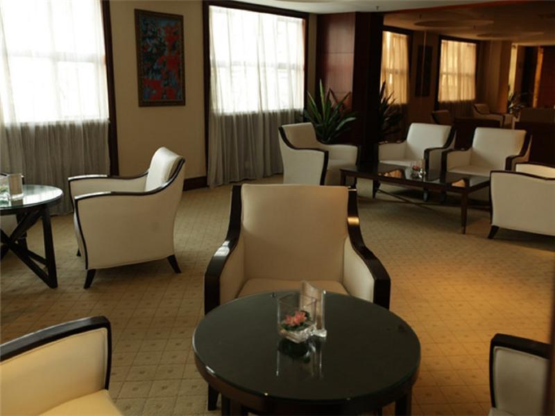 Hotel Grand Royal
