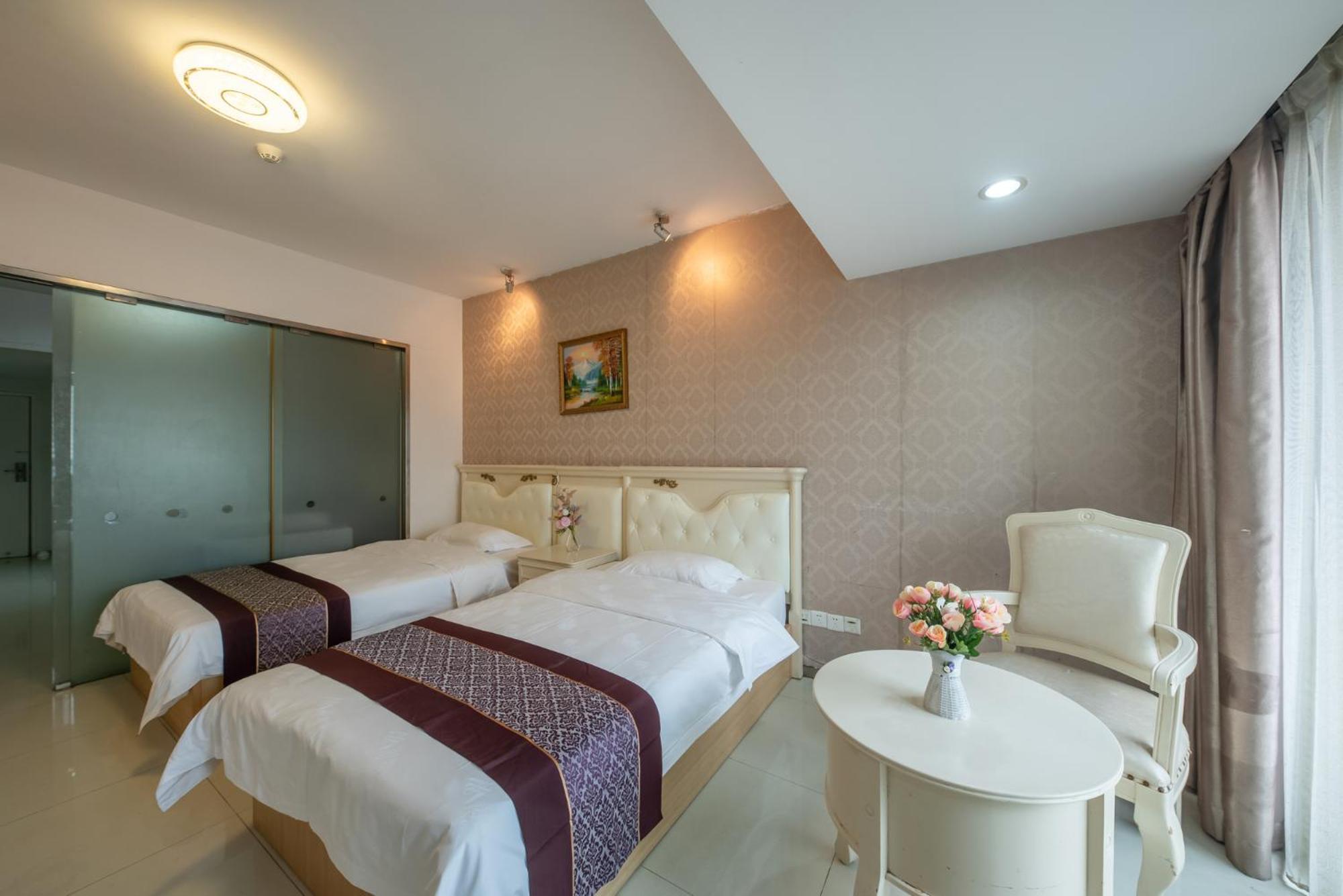 Mihua Times Apartment *