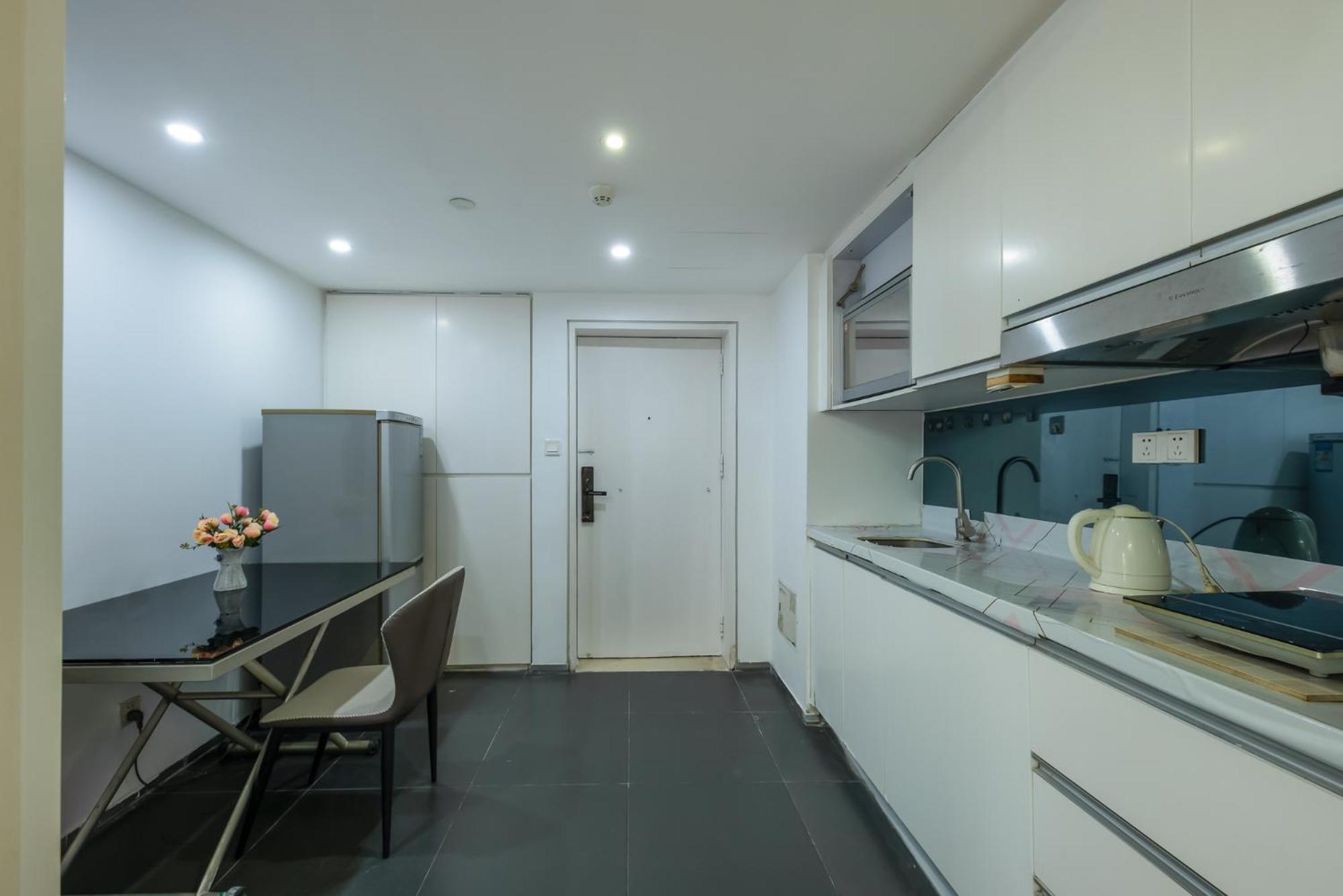 Mihua Times Apartment *