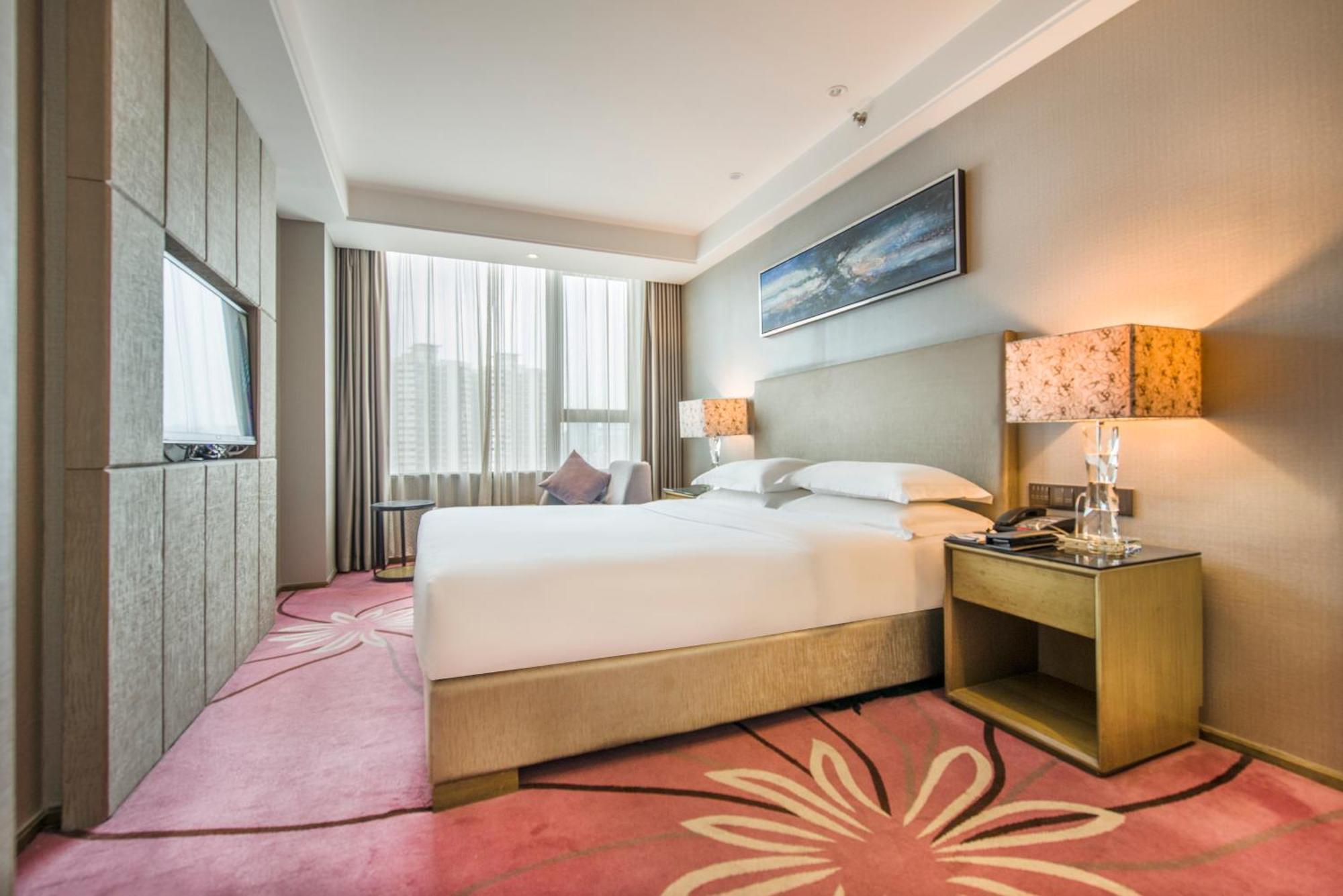 Hotel La Perle International - Free Shuttle Between And Exhibition Center During Fair & Exhibitor Registration Counter Guangzhou